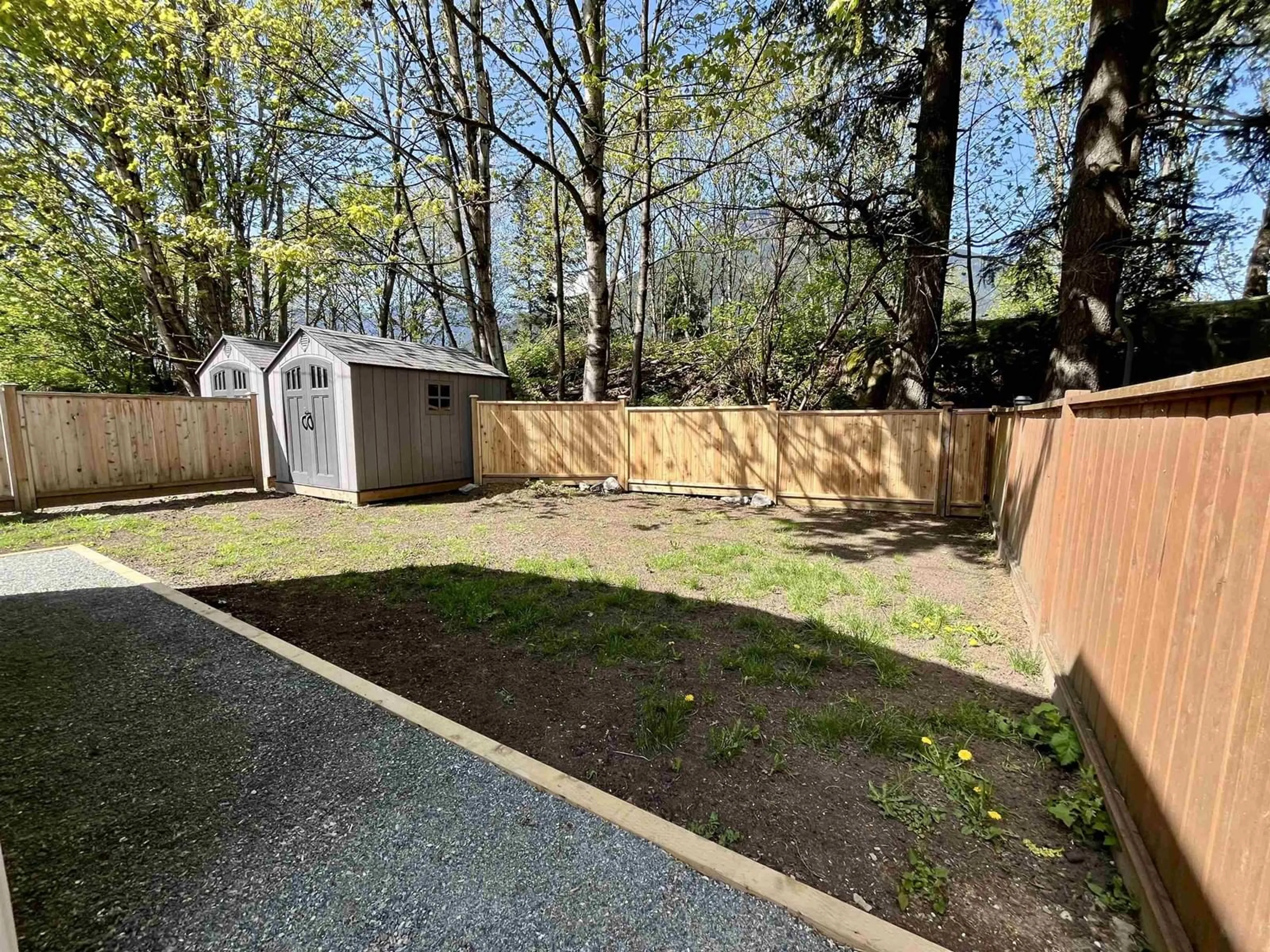 A pic from outside/outdoor area/front of a property/back of a property/a pic from drone, street for 30 - 63071 FLOOD HOPE ROAD, Hope British Columbia V0X1L2