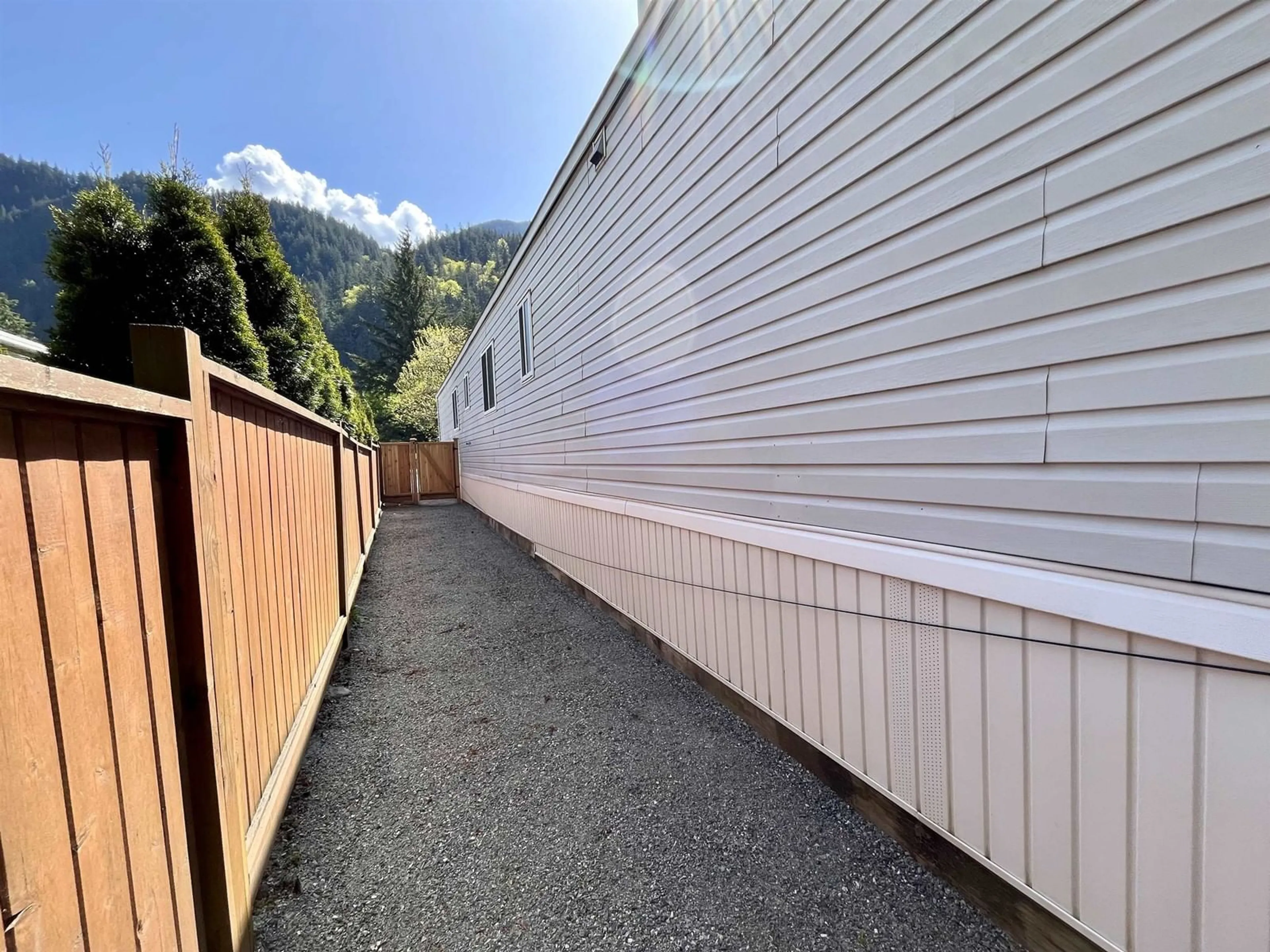 Unknown for 30 - 63071 FLOOD HOPE ROAD, Hope British Columbia V0X1L2