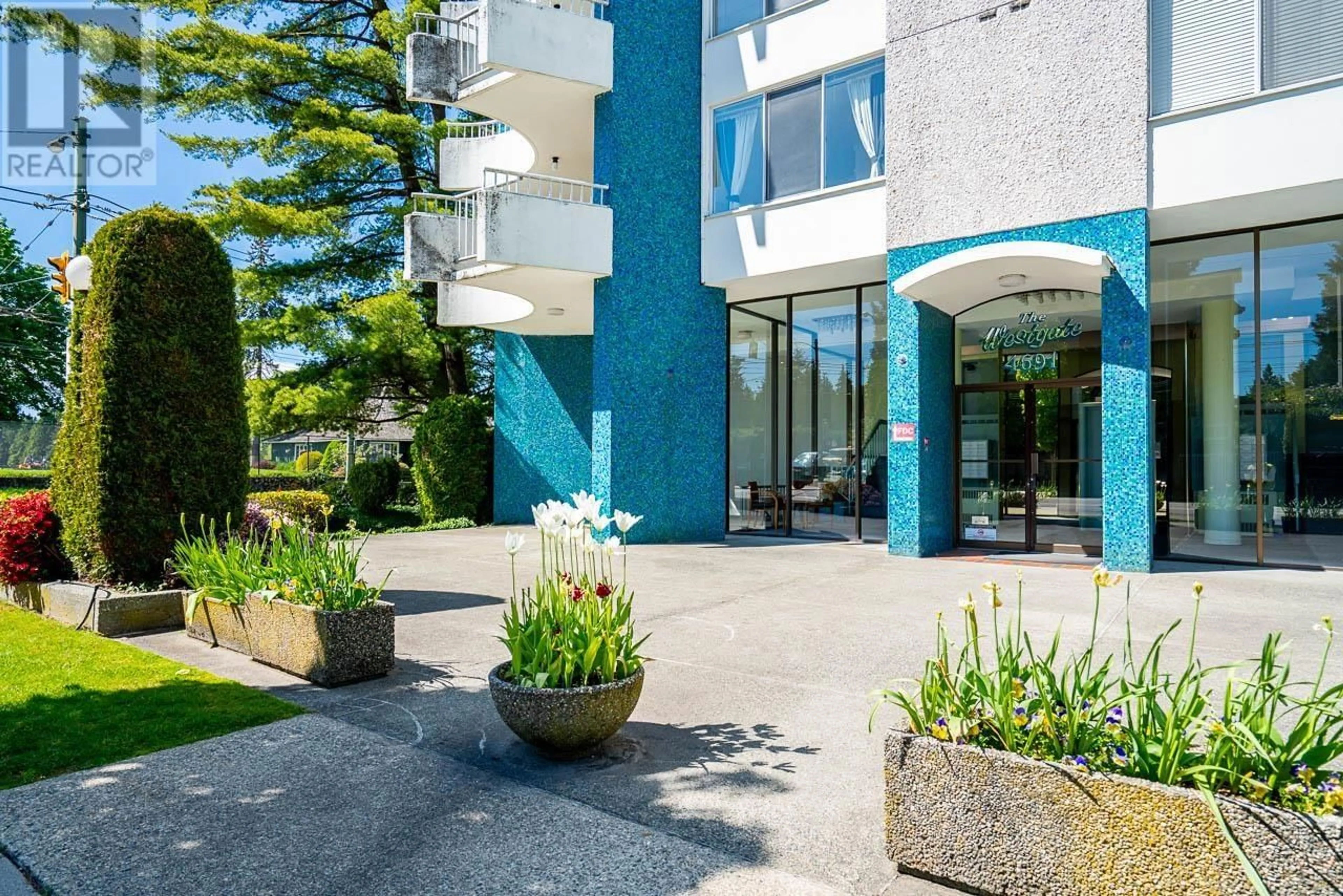 Unknown for 903 - 4691 W 10TH AVENUE, Vancouver British Columbia V6R2J3