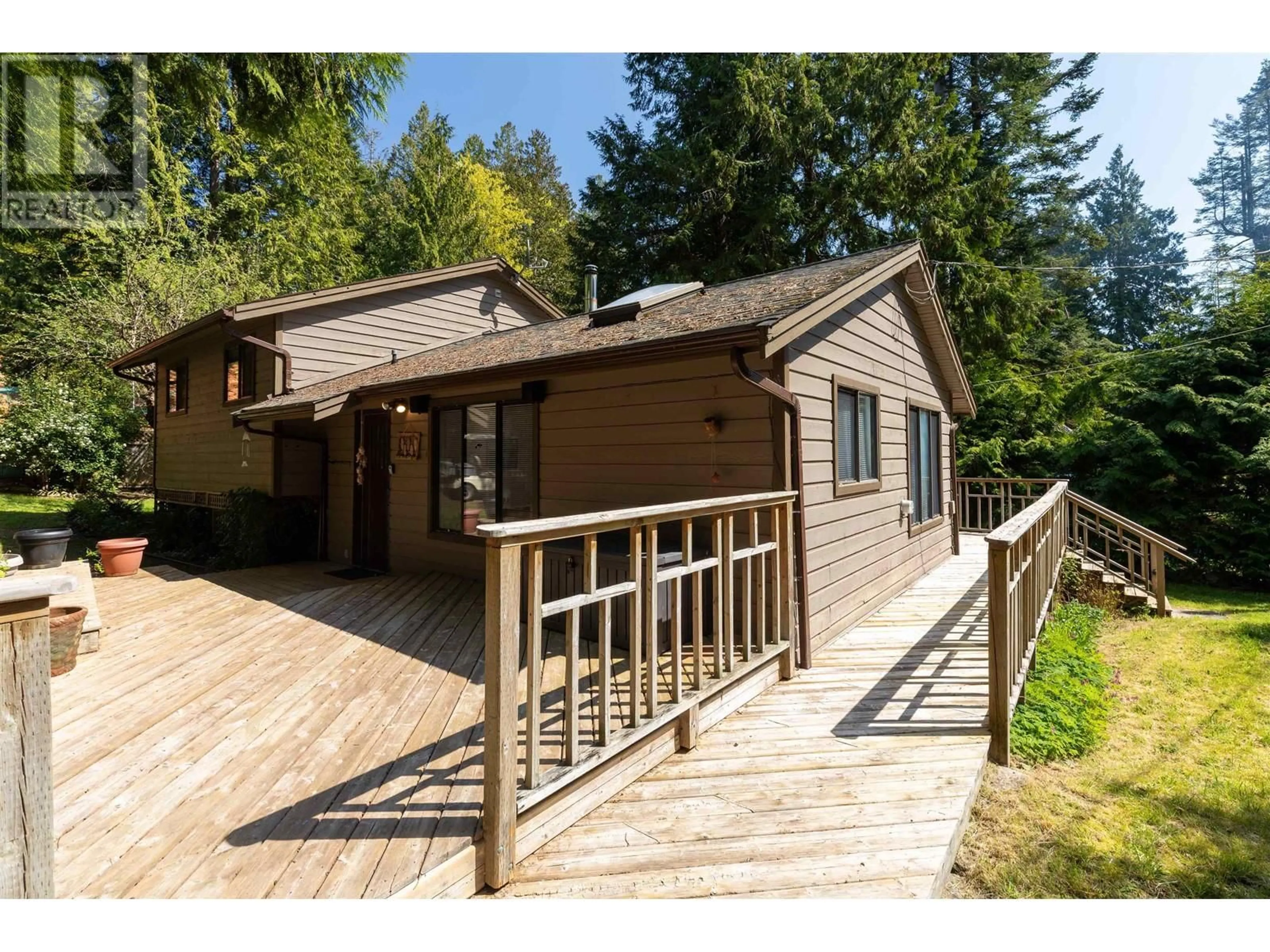 Unknown for 350 OAK AVENUE, Keats Island British Columbia V0N1V0