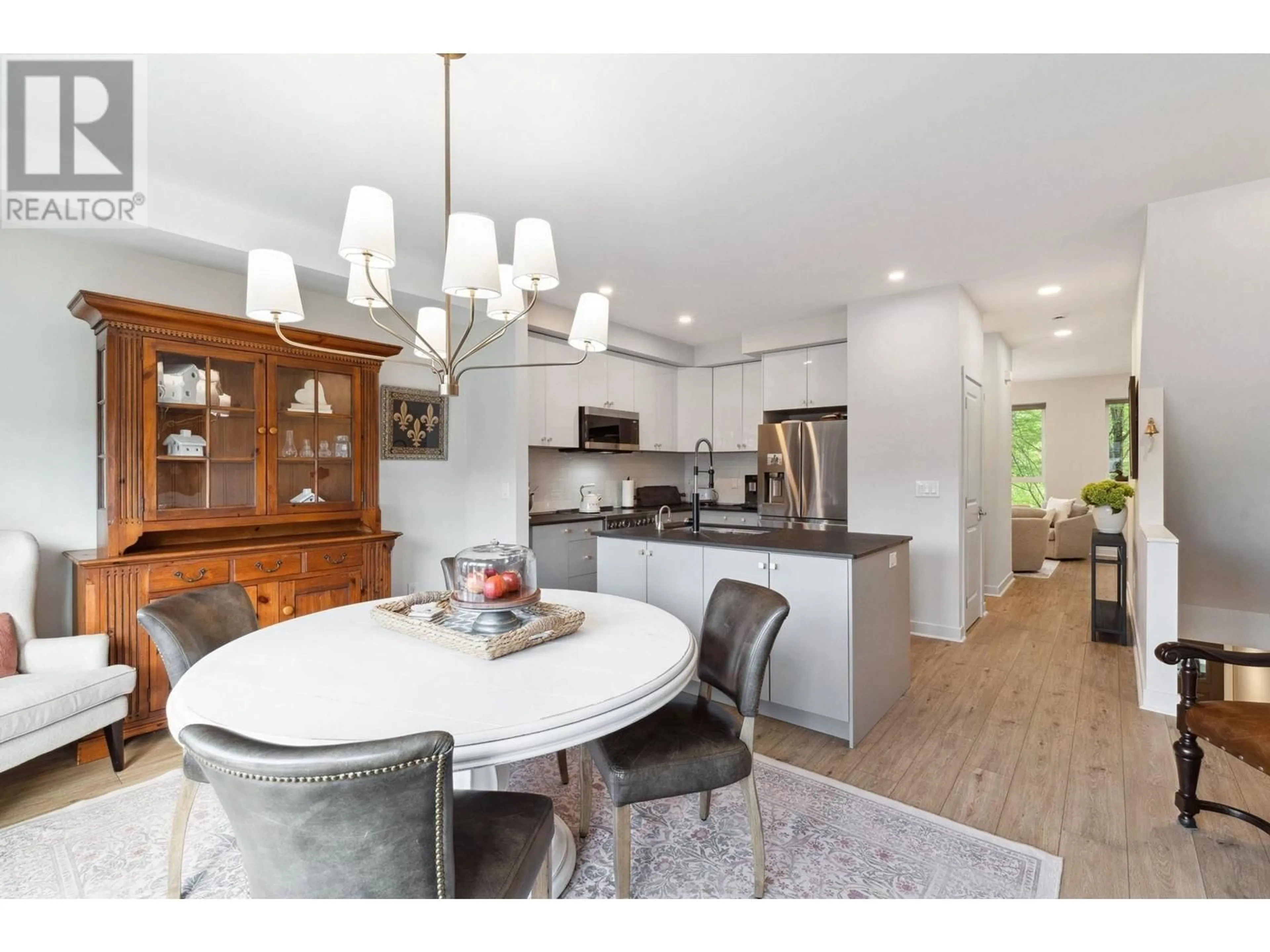 Open concept kitchen, unknown for 150 - 1460 SOUTHVIEW STREET, Coquitlam British Columbia V3E0G6
