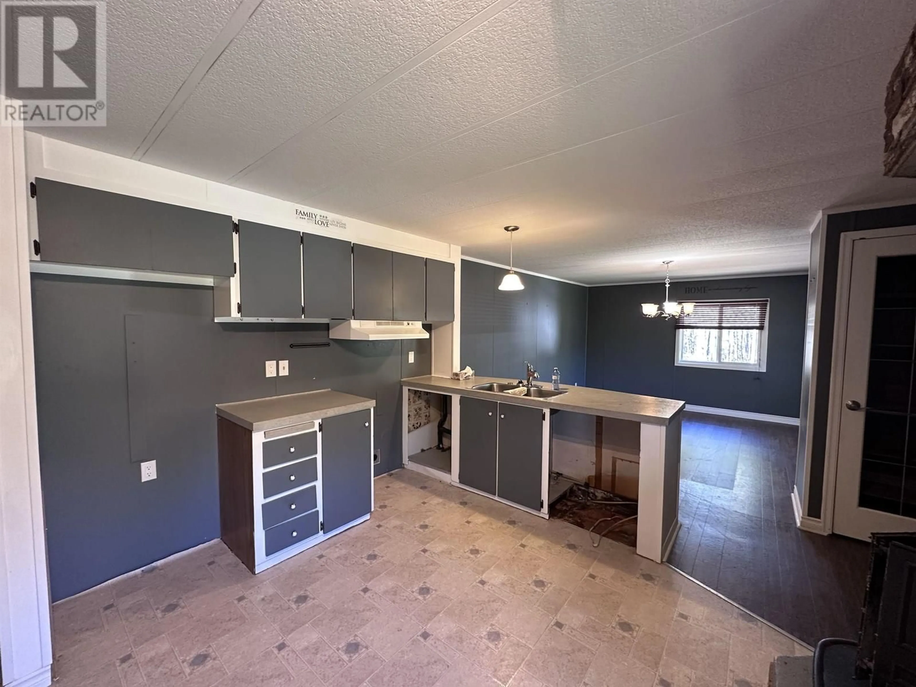 Open concept kitchen, unknown for 8 FEDIW ROAD, Fort Nelson British Columbia V0C1R0