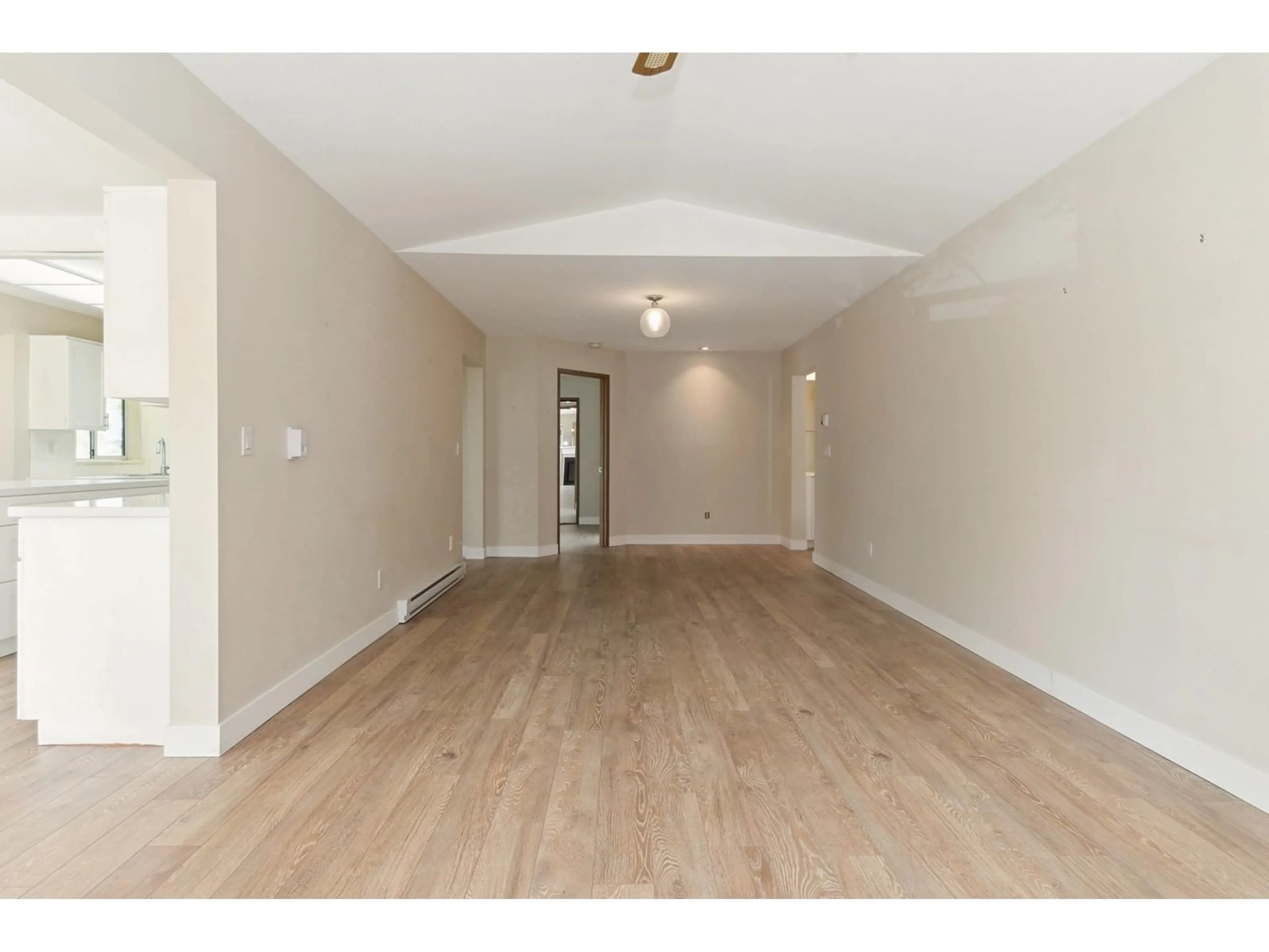 A pic of a room for 228 - 7156 121, Surrey British Columbia V3W0J6