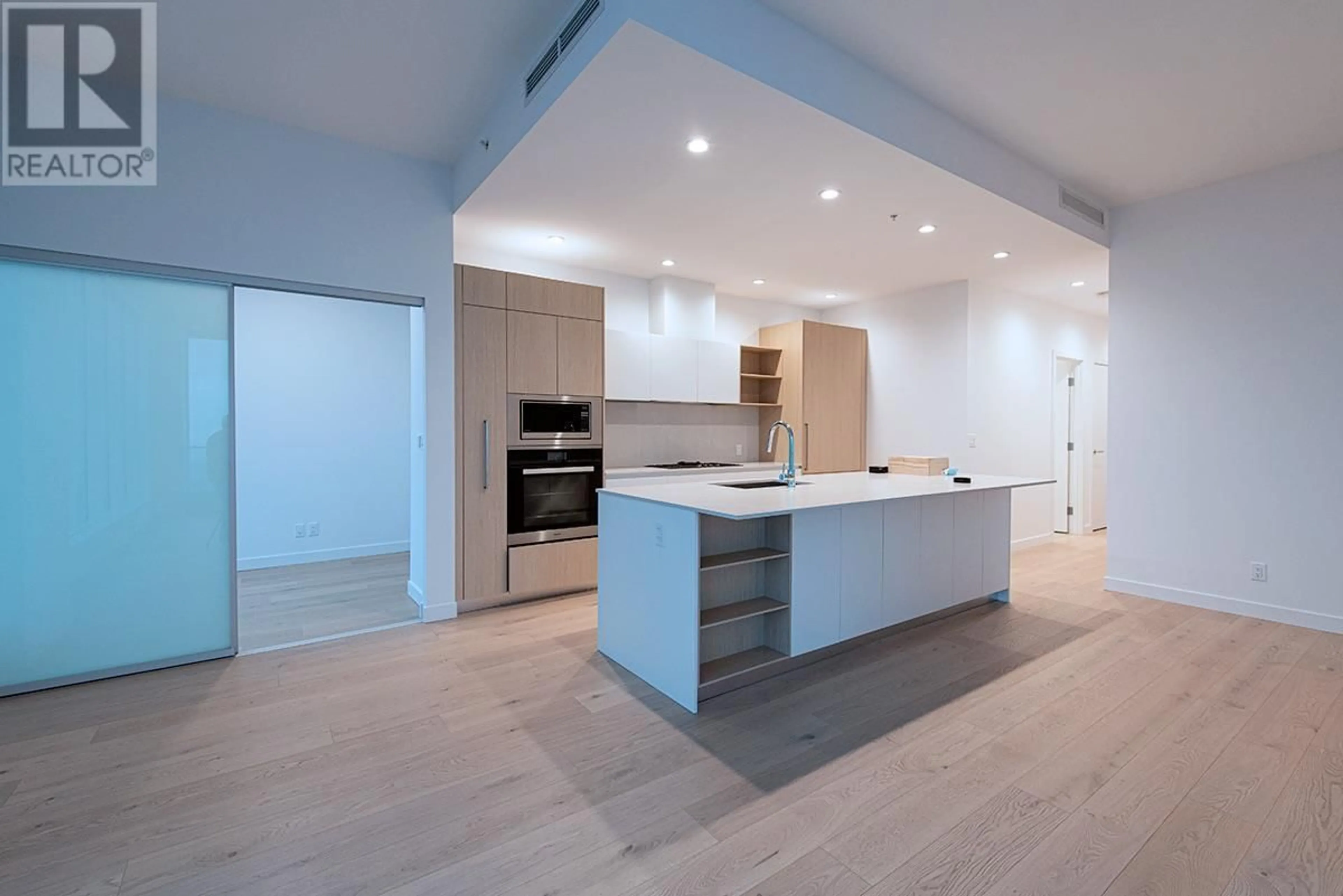 Open concept kitchen, unknown for 5004 - 6000 MCKAY AVENUE, Burnaby British Columbia V5H0K2