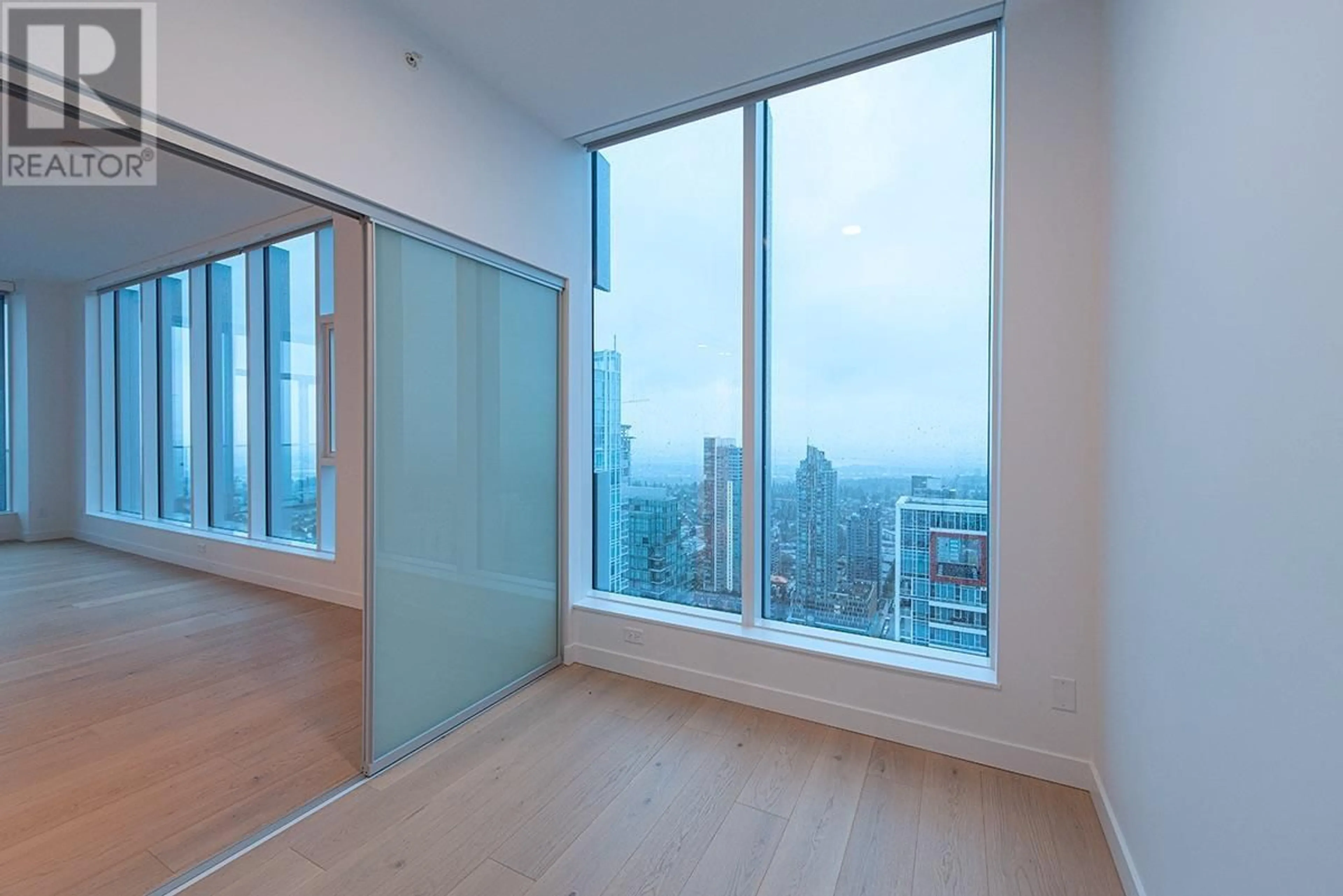 A pic of a room for 5004 - 6000 MCKAY AVENUE, Burnaby British Columbia V5H0K2