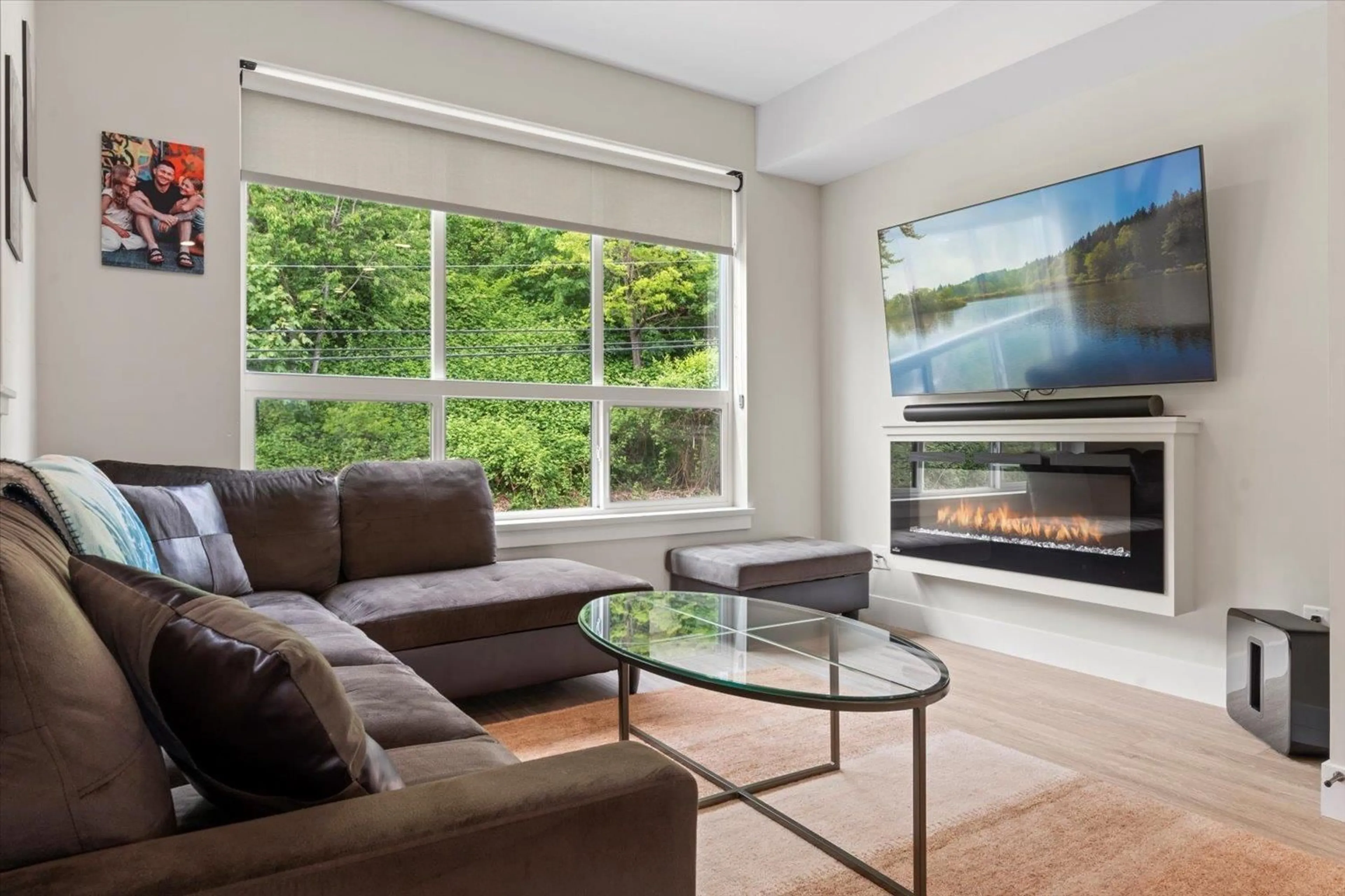 Living room with furniture, unknown for 1 - 36130 WATERLEAF, Abbotsford British Columbia V3G0G5