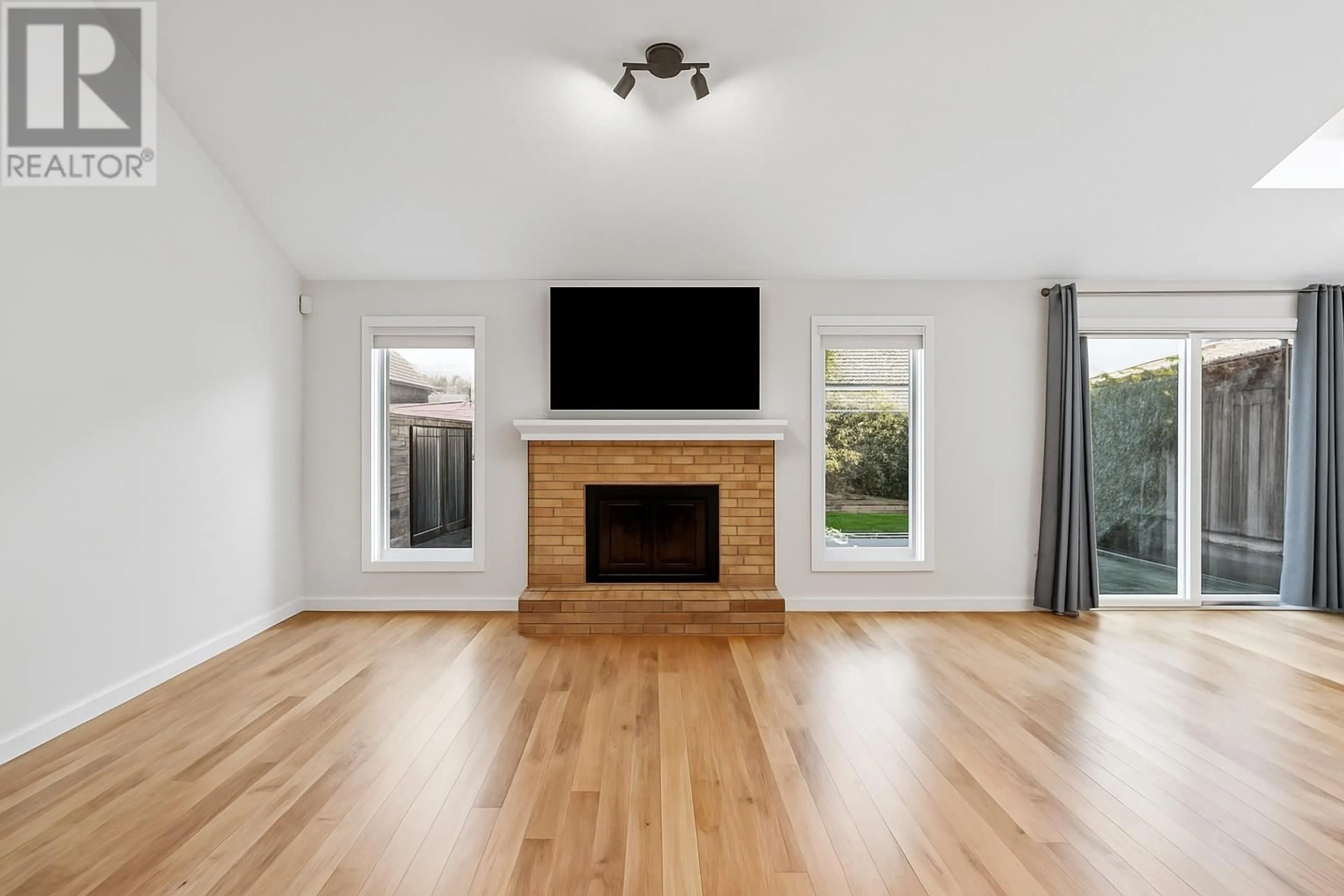 Unknown for 10 - 10177 PUGWASH PLACE, Richmond British Columbia V7E5N9