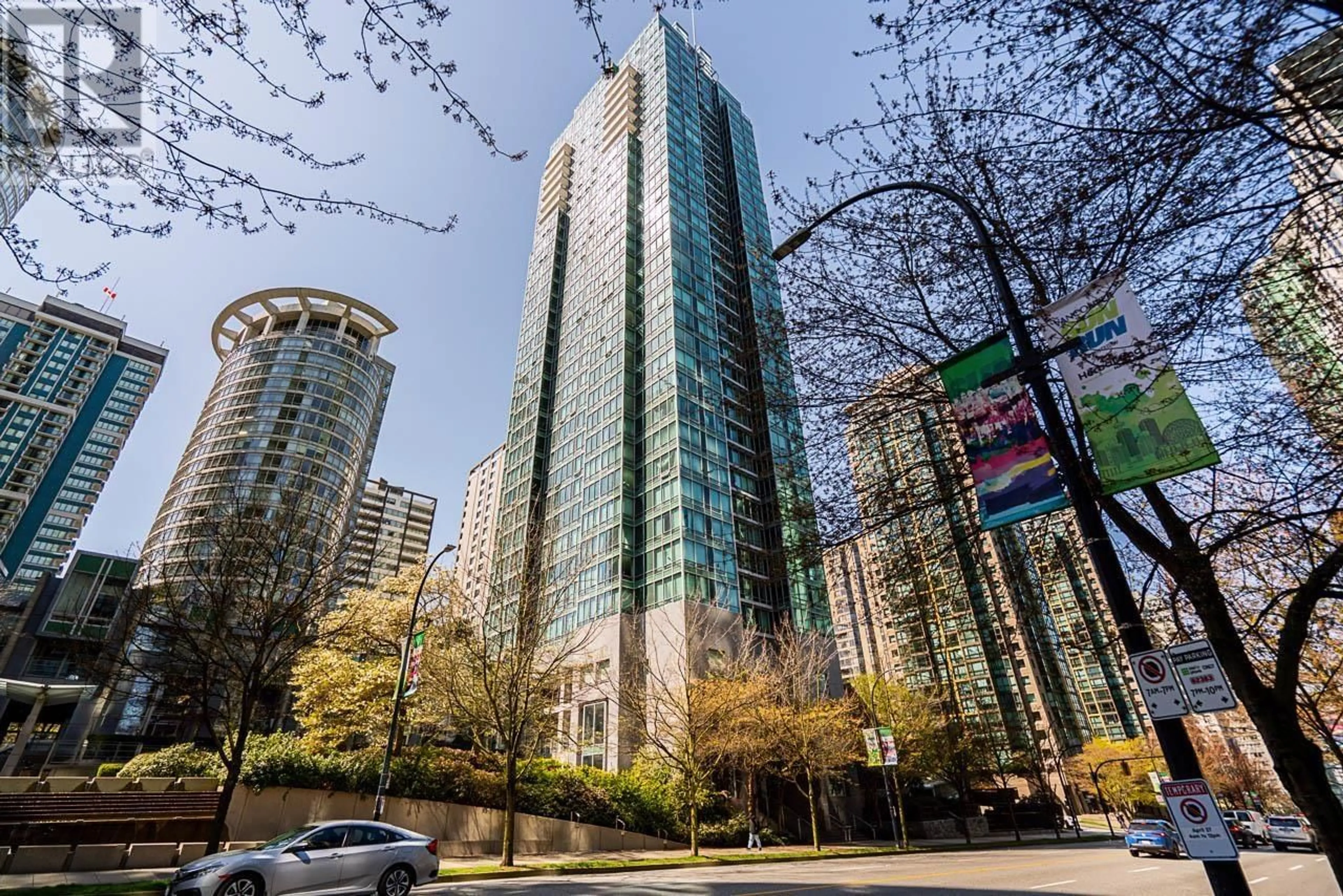 Unknown for 702 - 1288 GEORGIA STREET, Vancouver British Columbia V6E4R3
