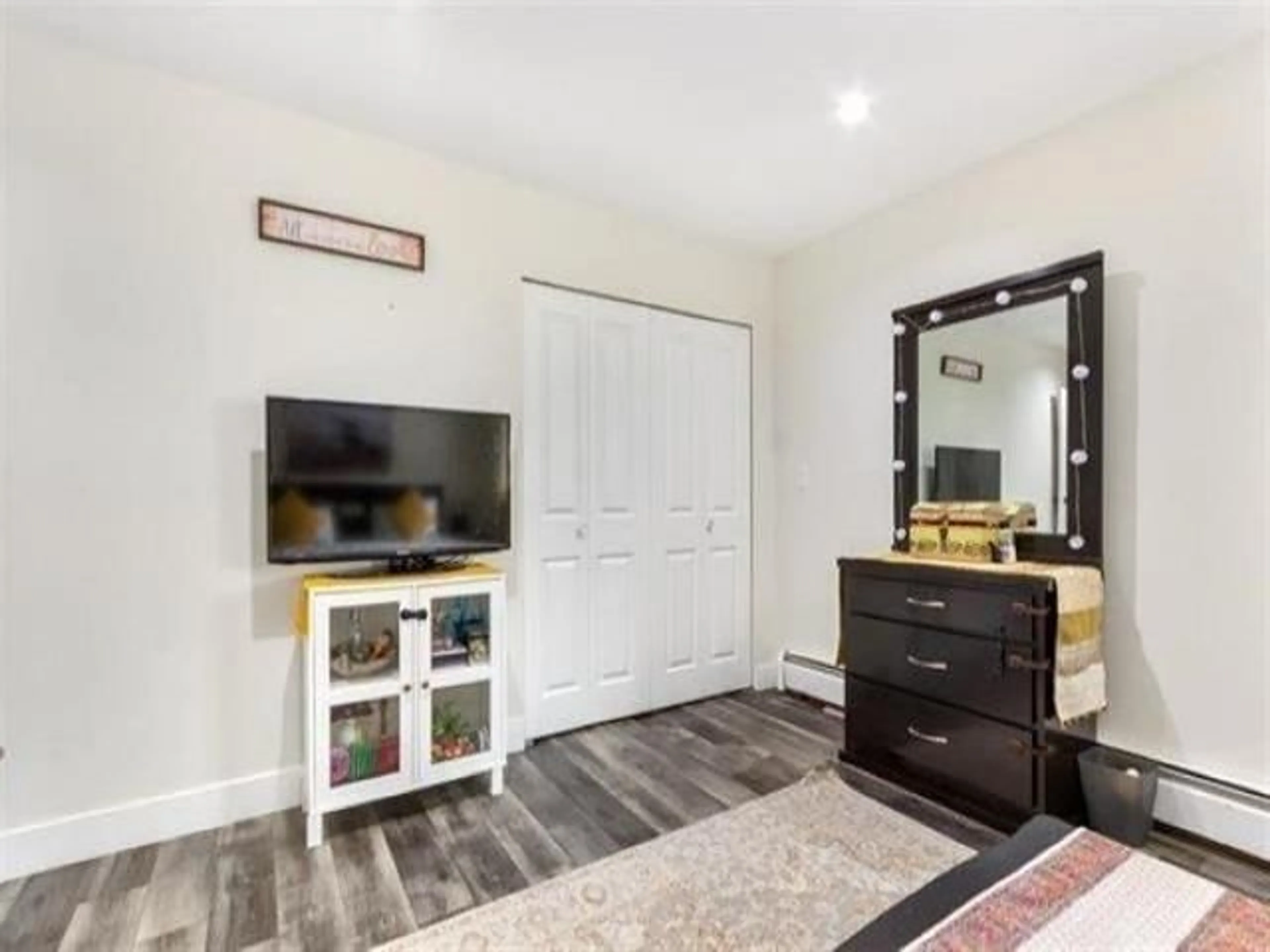 Unknown for 263 - 7493 140, Surrey British Columbia V3W6G5