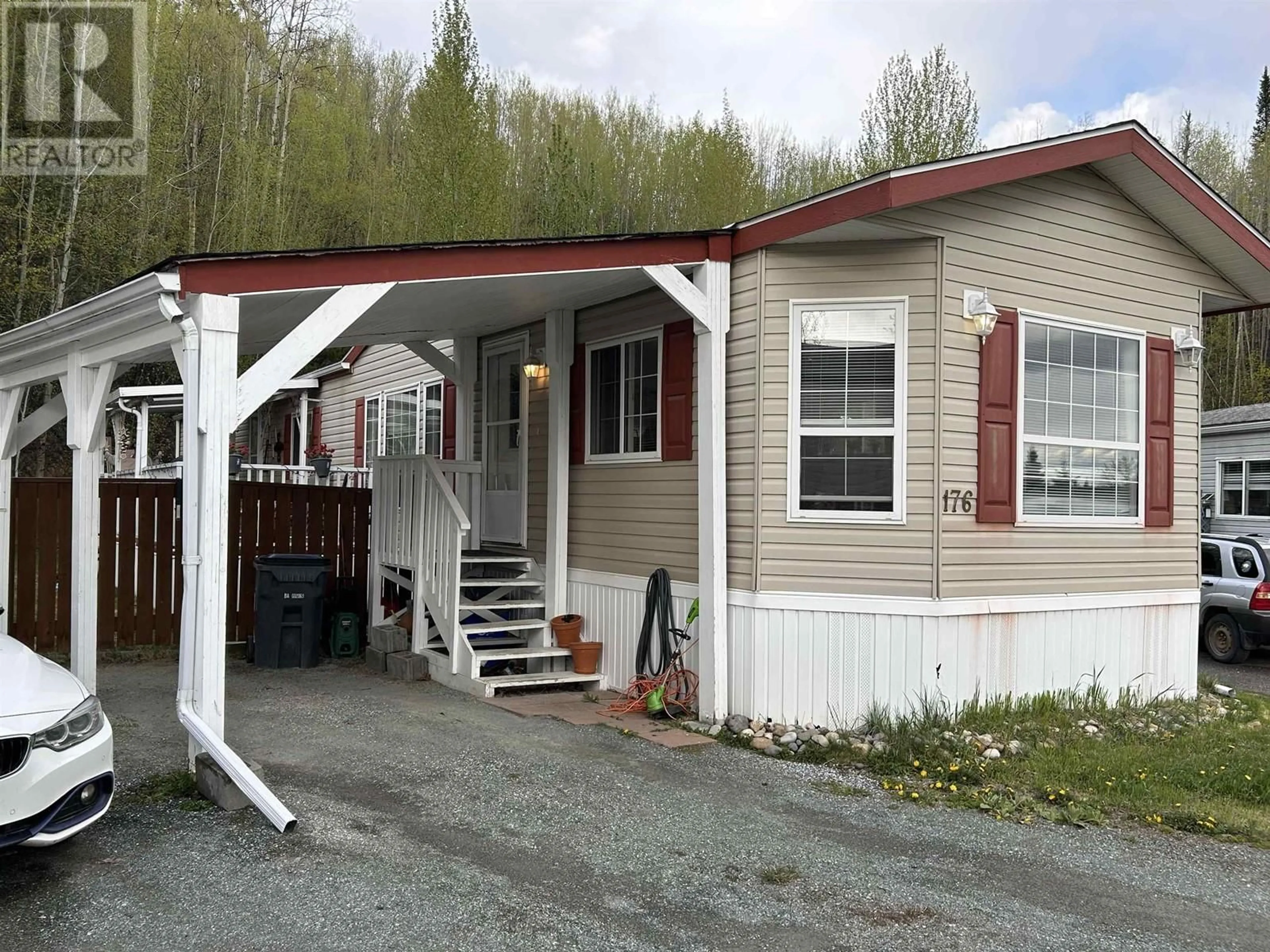 Home with vinyl exterior material, unknown for 176 - 2500 GRANT ROAD, Prince George British Columbia V2K4X9