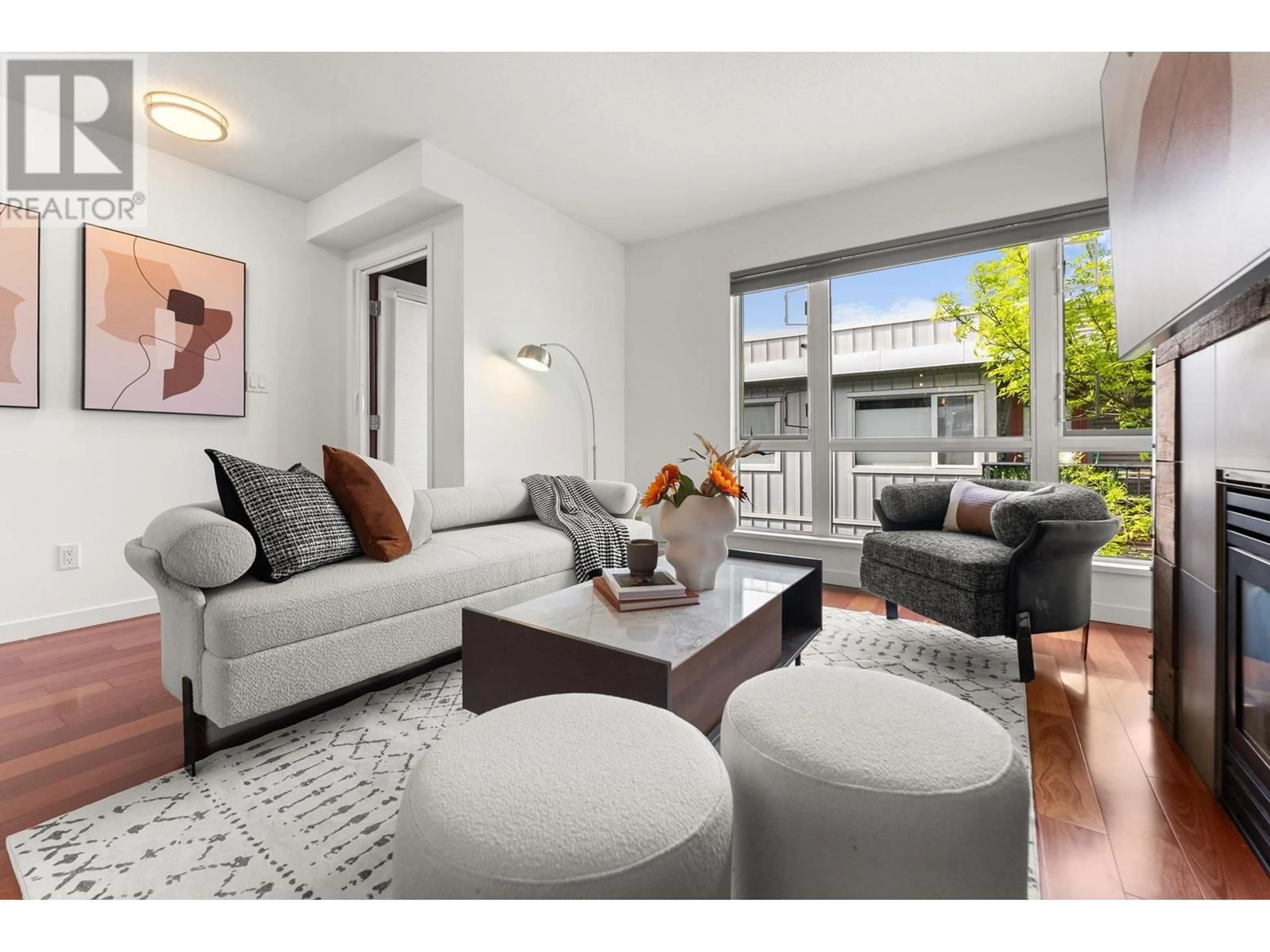 Living room with furniture, unknown for 213 - 672 6TH AVENUE, Vancouver British Columbia V5Z1A3