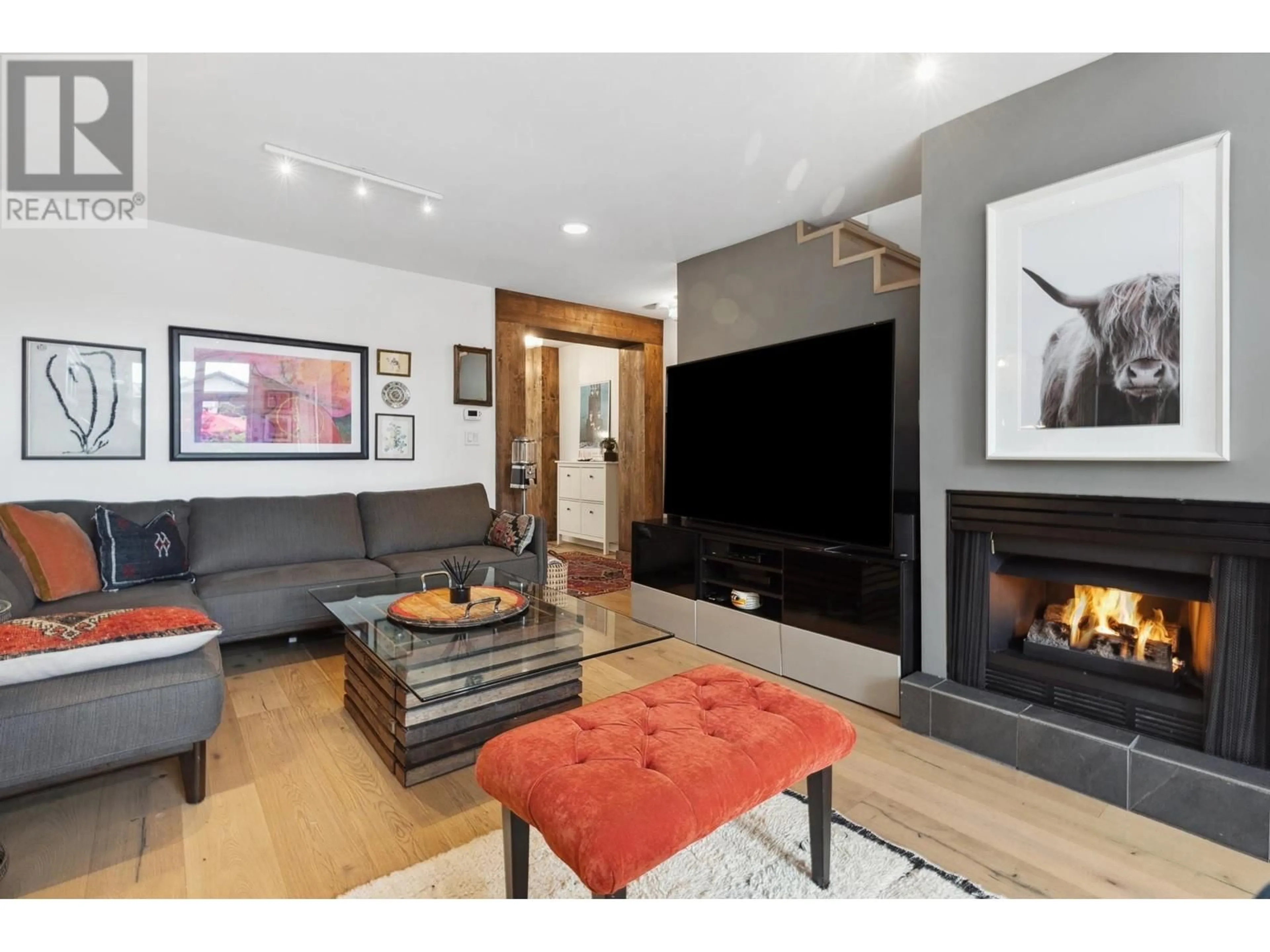 Home theater for 1585 BOWSER AVENUE, North Vancouver British Columbia V7P2Y4