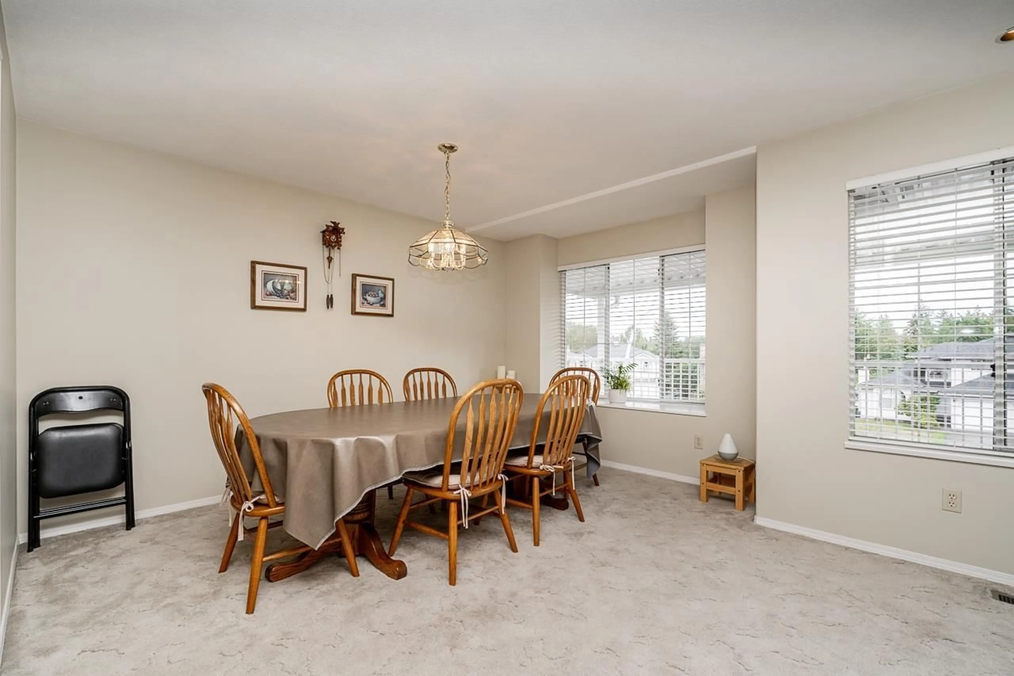 Dining room, unknown for 9951 159A, Surrey British Columbia V4N2K8