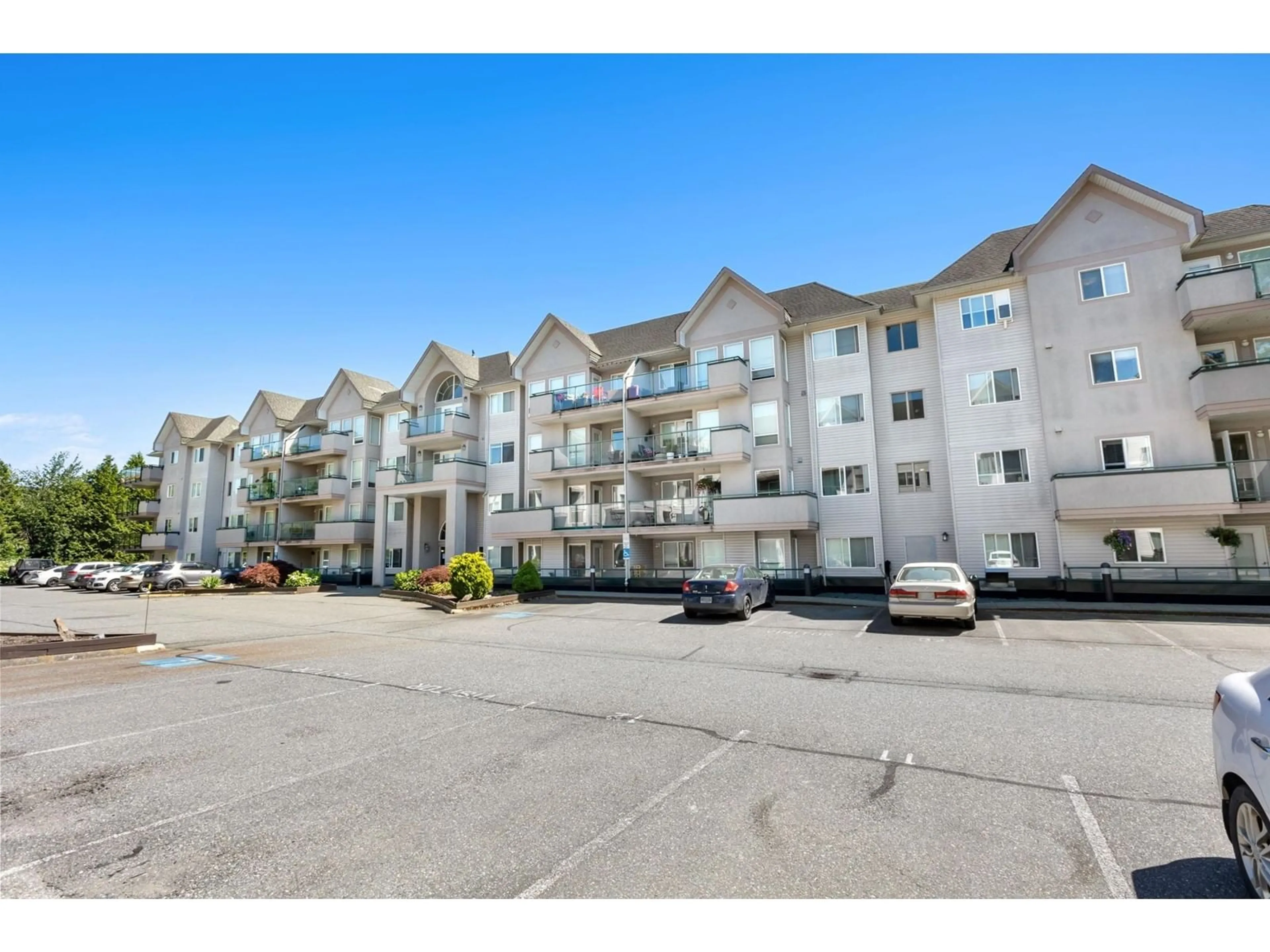 Unknown for 213 - 33728 KING, Abbotsford British Columbia V2S8J4