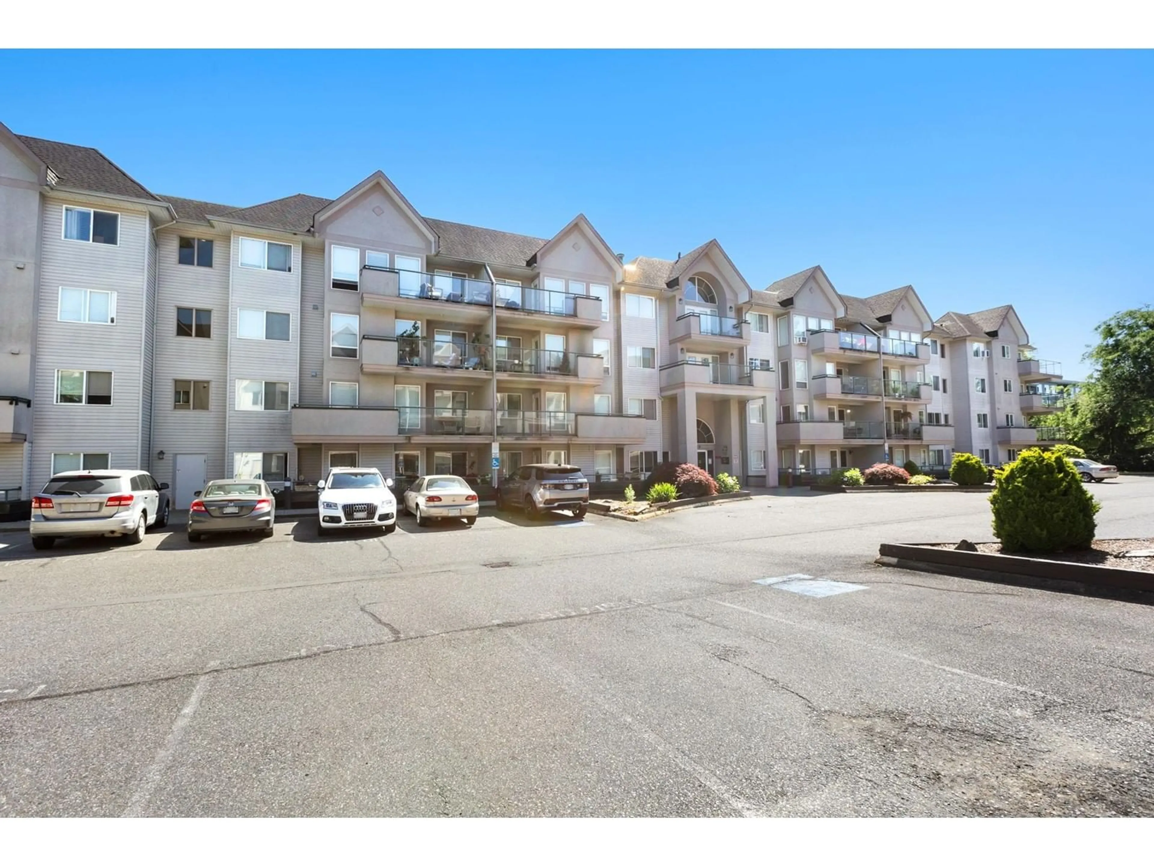 Unknown for 213 - 33728 KING, Abbotsford British Columbia V2S8J4