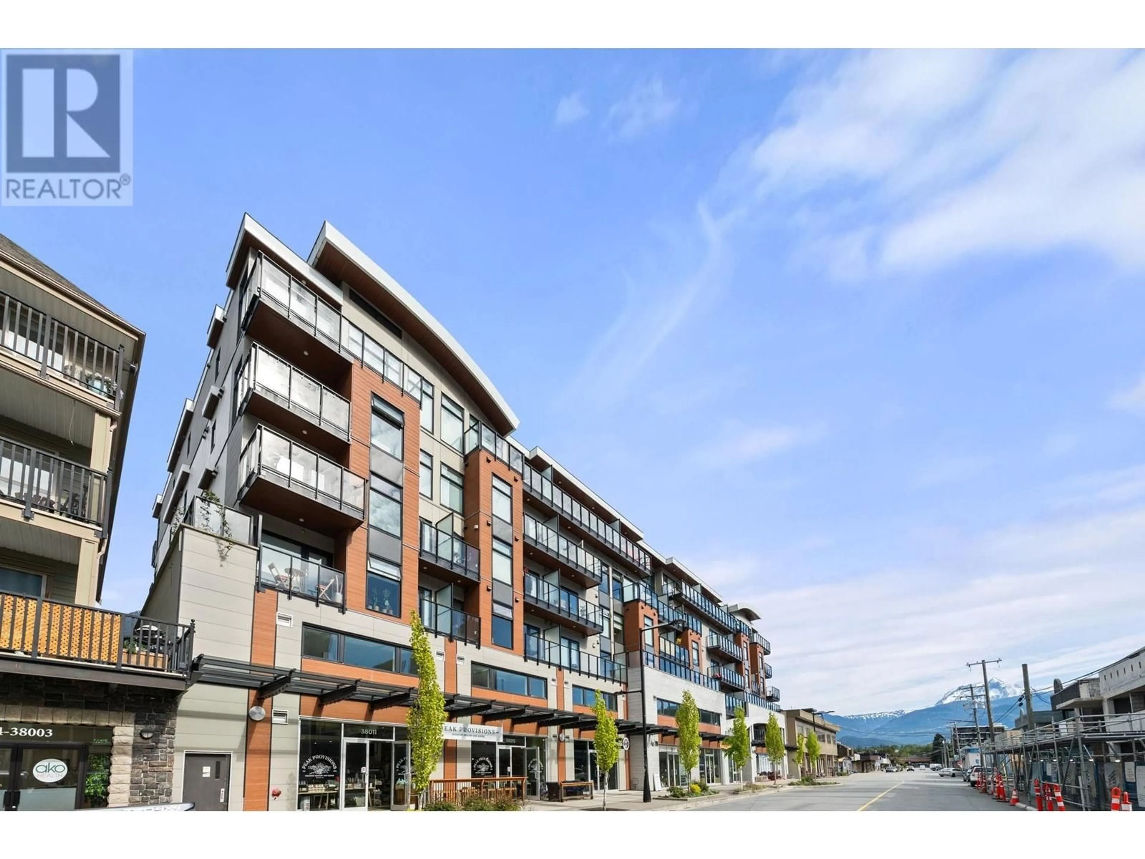 Unknown for 411 - 38033 SECOND AVENUE, Squamish British Columbia V8B0C4