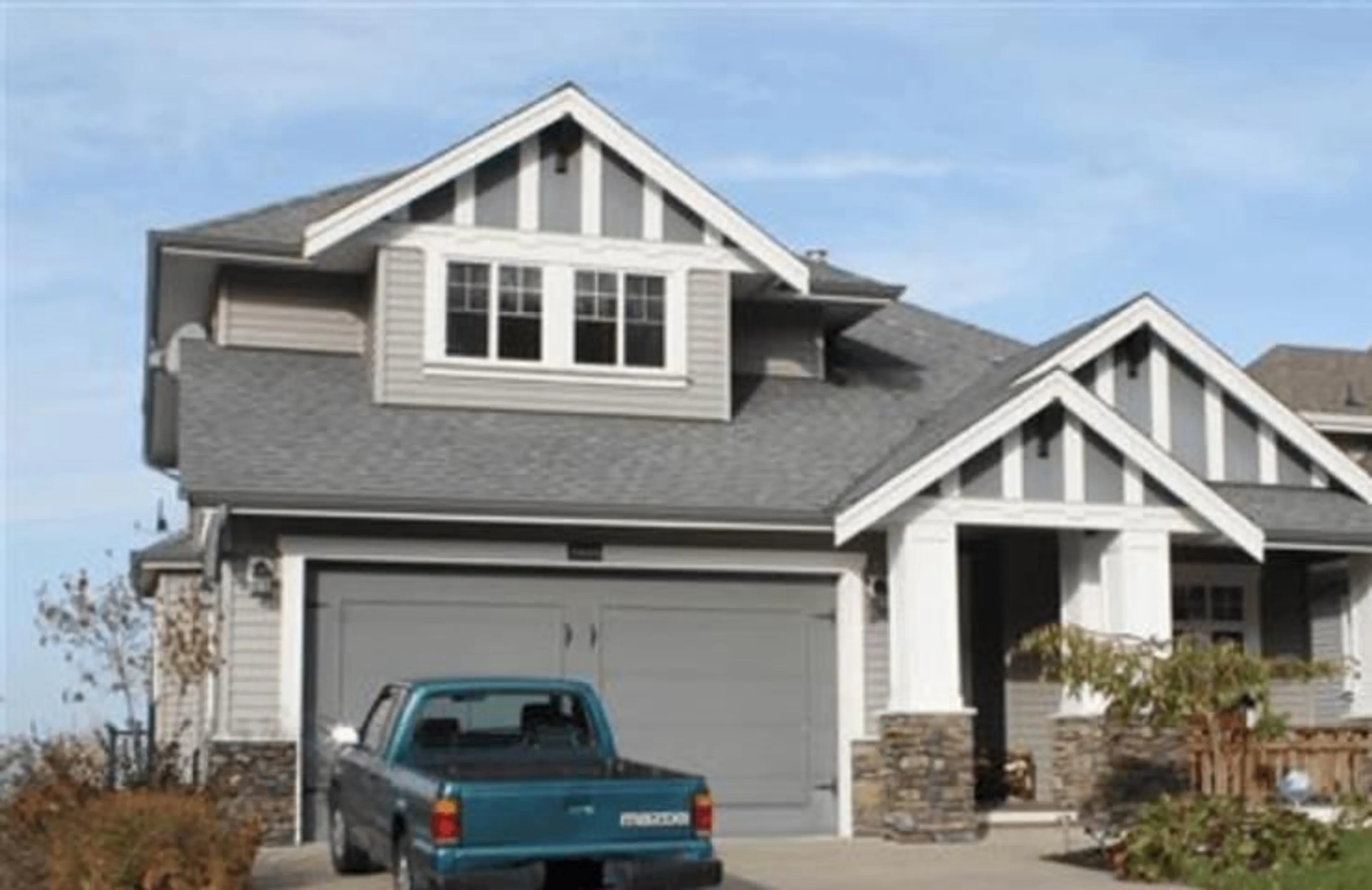 Home with vinyl exterior material, street for 3453 BLUEBERRY, Abbotsford British Columbia V3G3C9