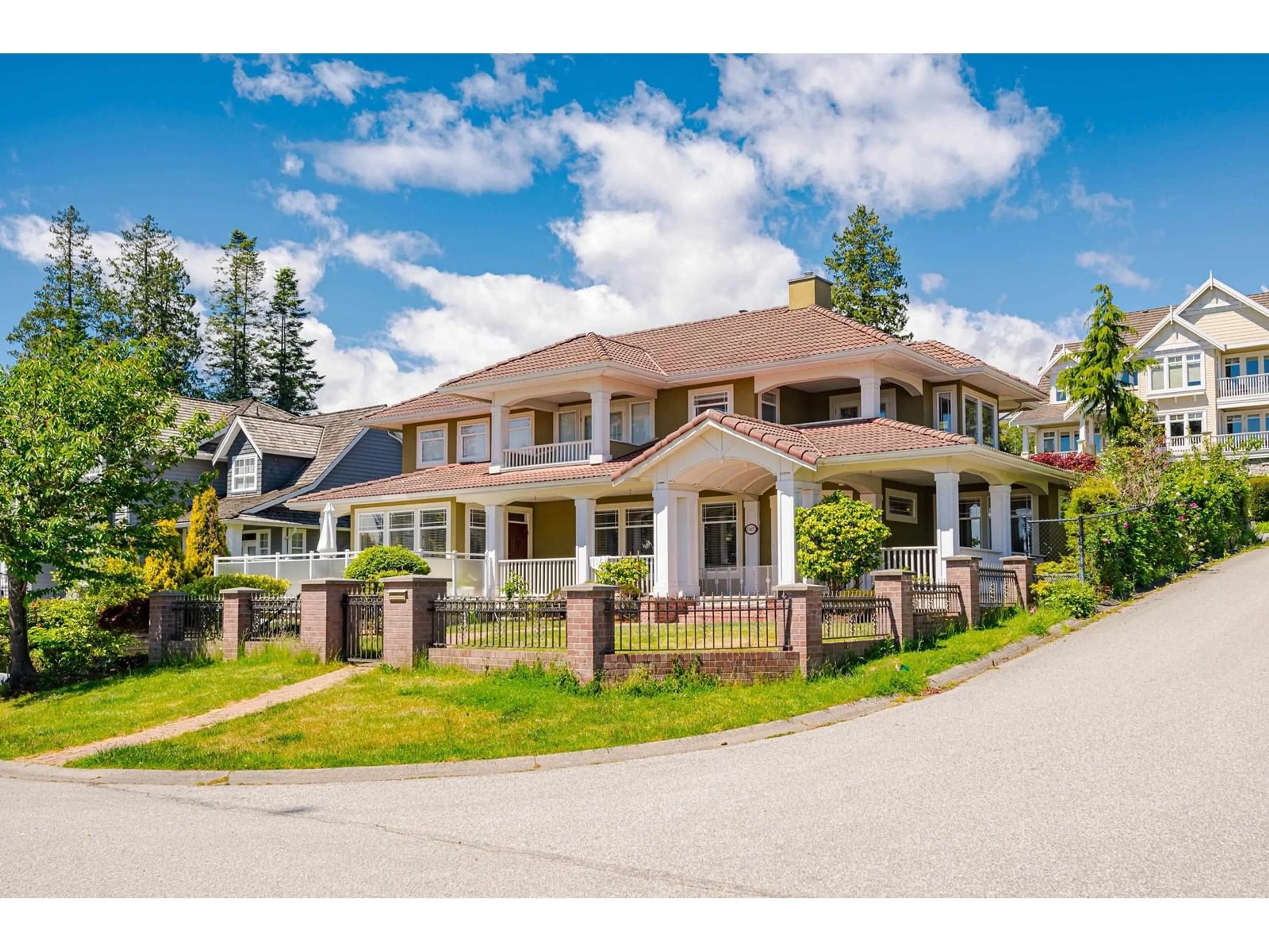 Unknown for 13477 13A, Surrey British Columbia V4A1C5