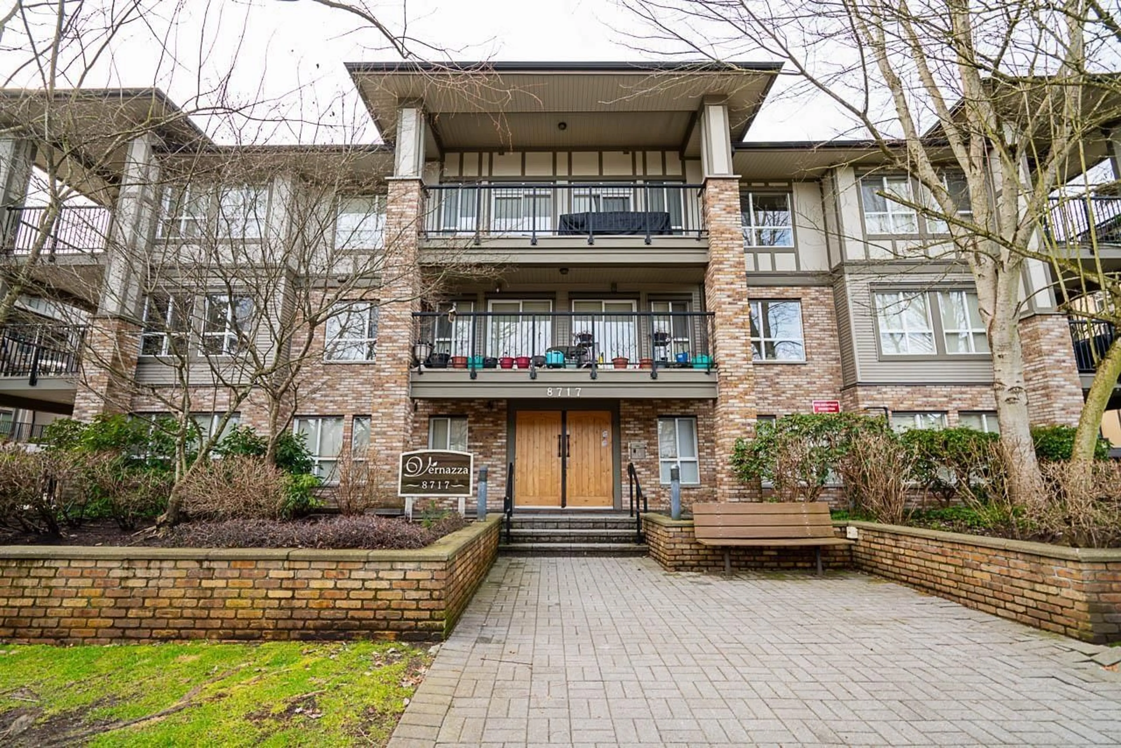 Unknown for 312 - 8717 160, Surrey British Columbia V4N5X7