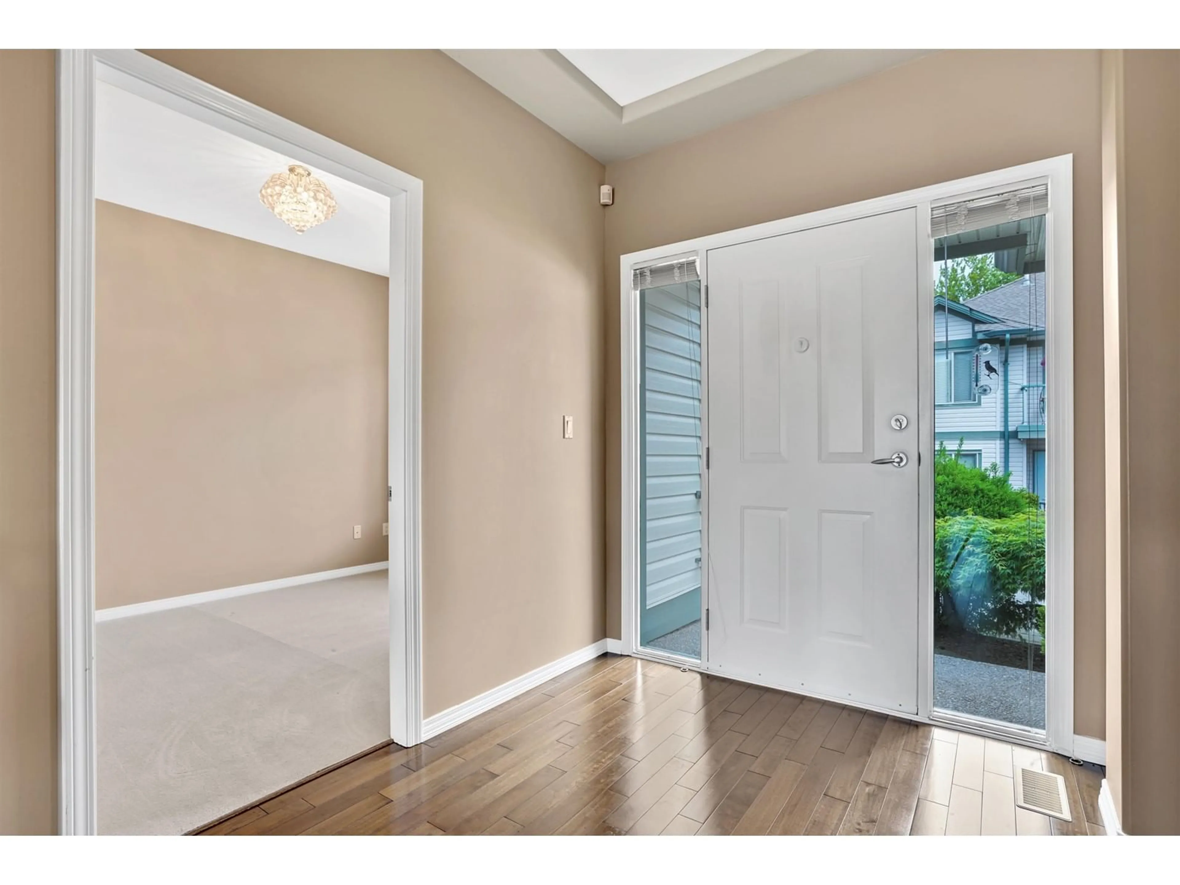 Indoor entryway for 37 - 31517 SPUR, Abbotsford British Columbia V2T6V7