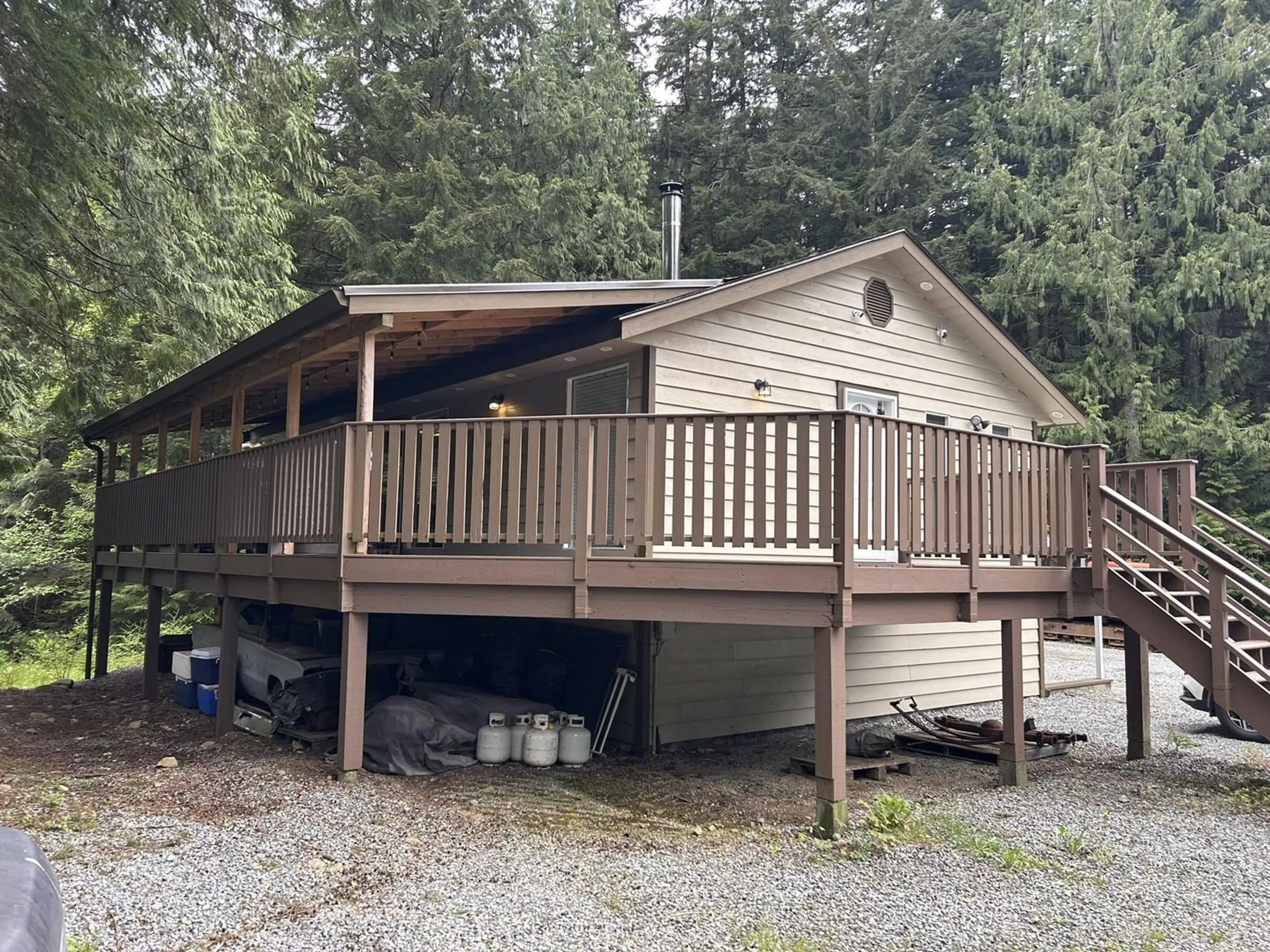 Shed for 12483 CARDINAL, Mission British Columbia V4S1L3