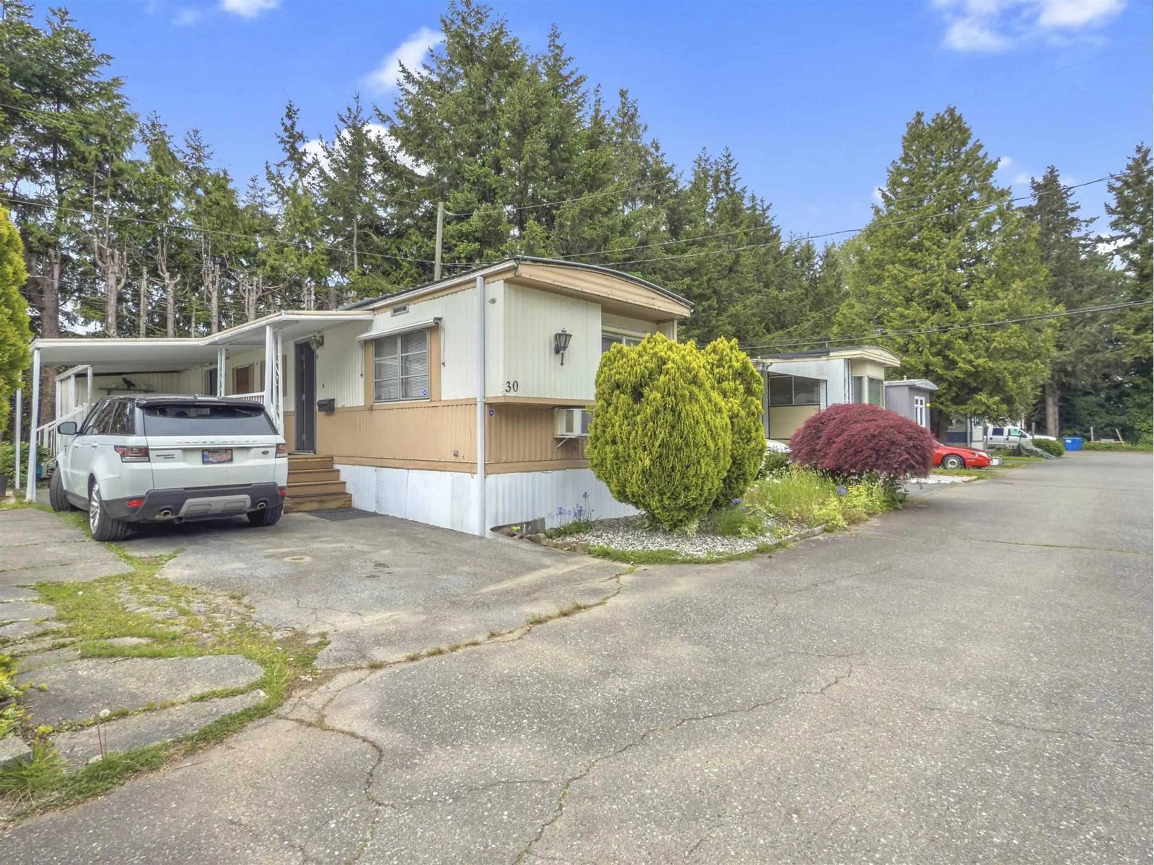 Unknown for 30 - 6571 KING GEORGE, Surrey British Columbia V3W4Z4