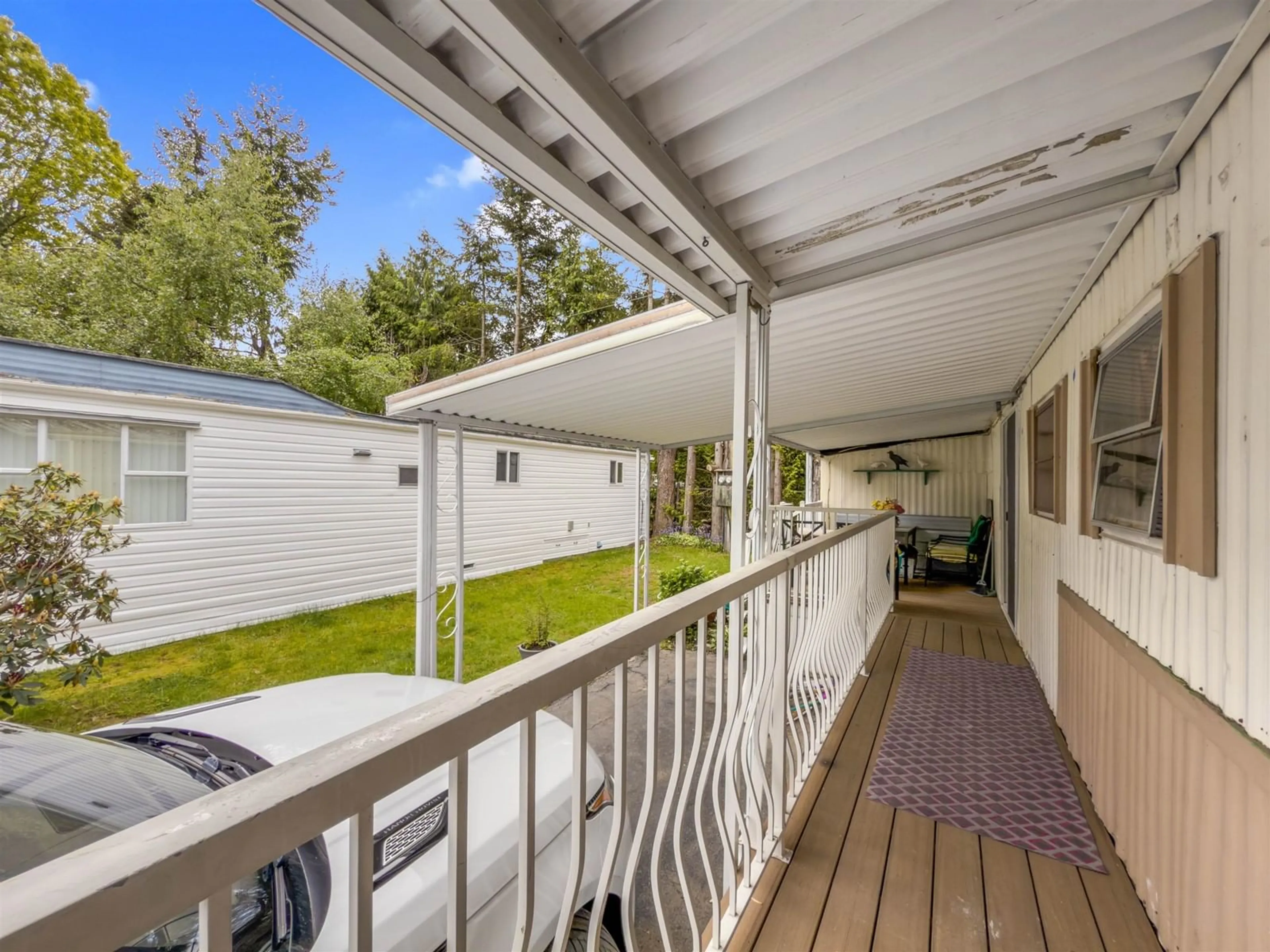 Patio, unknown for 30 - 6571 KING GEORGE, Surrey British Columbia V3W4Z4