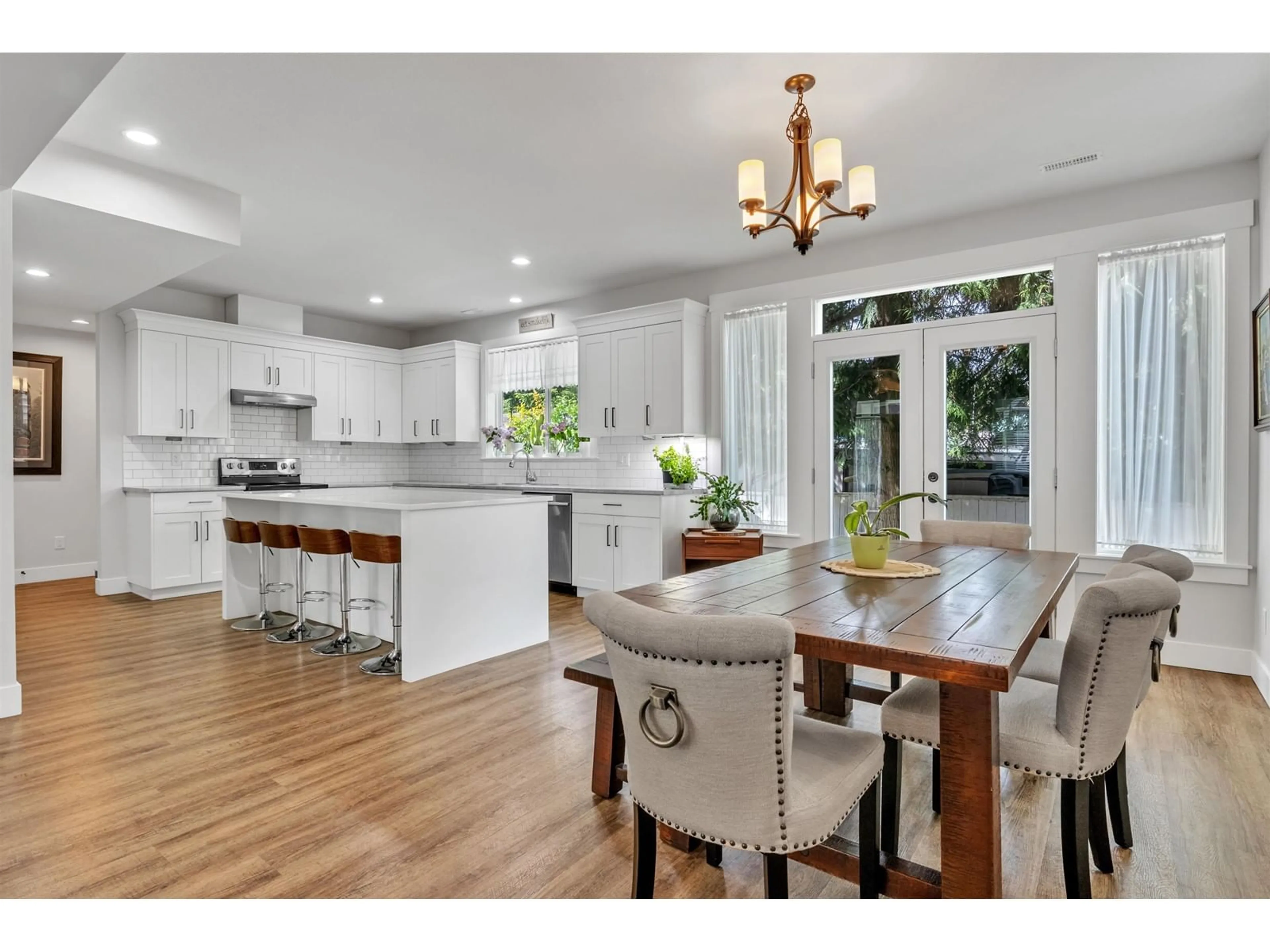 Open concept kitchen, unknown for 2 - 33973 HAZELWOOD, Abbotsford British Columbia V2S7V2