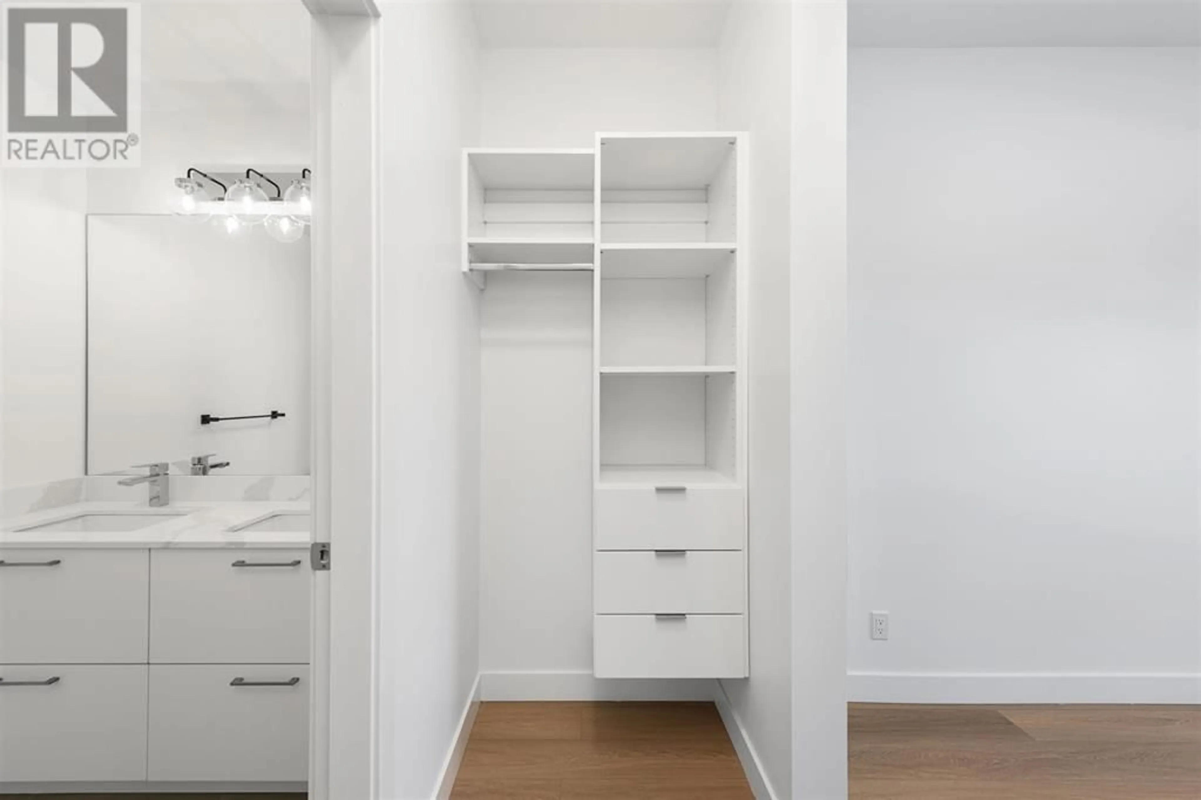 Storage room or clothes room or walk-in closet for 401 - 2331 KELLY AVENUE, Port Coquitlam British Columbia V3C1Y3