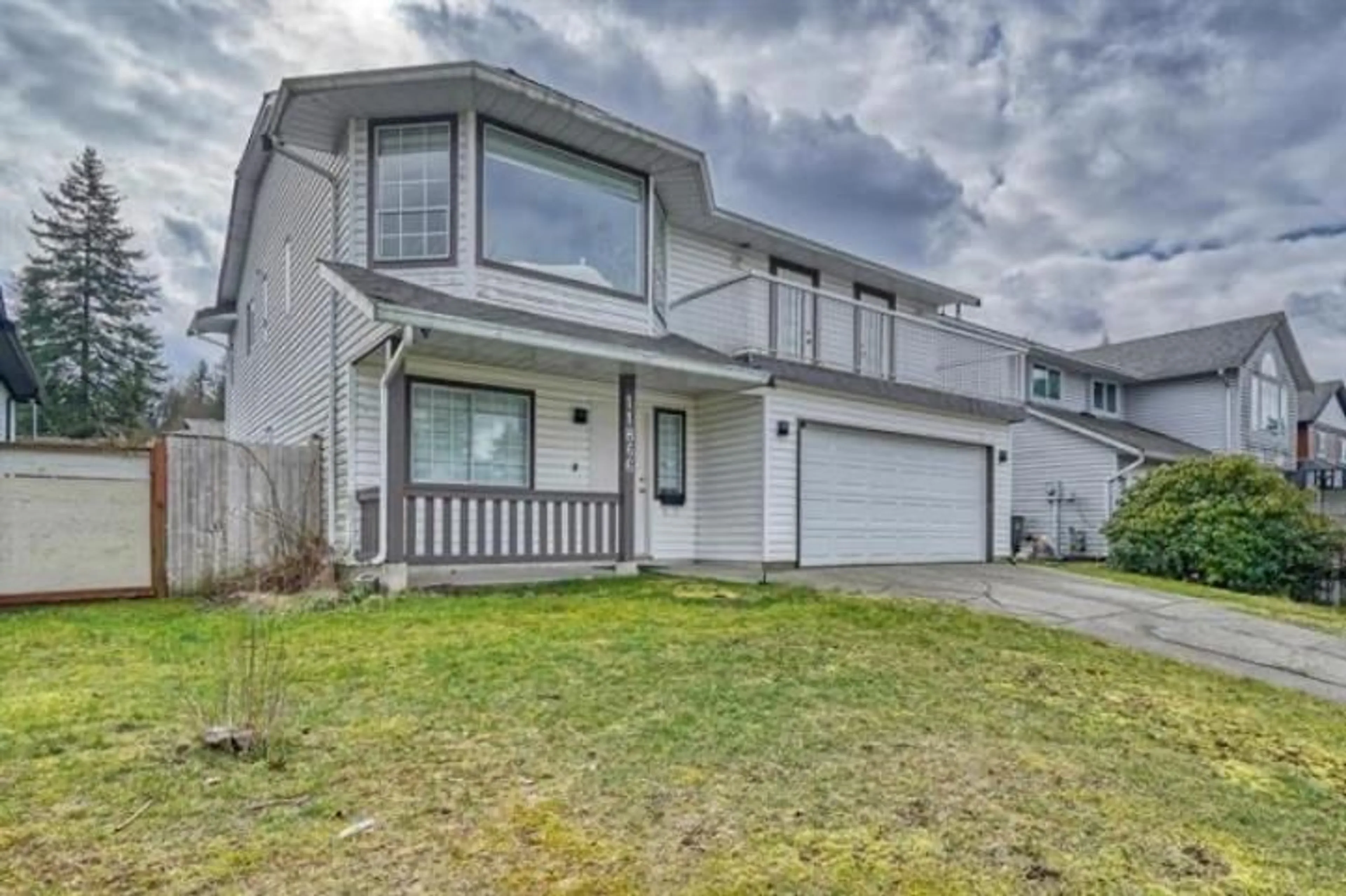 Home with vinyl exterior material, street for 11866 98, Surrey British Columbia V3V2J4