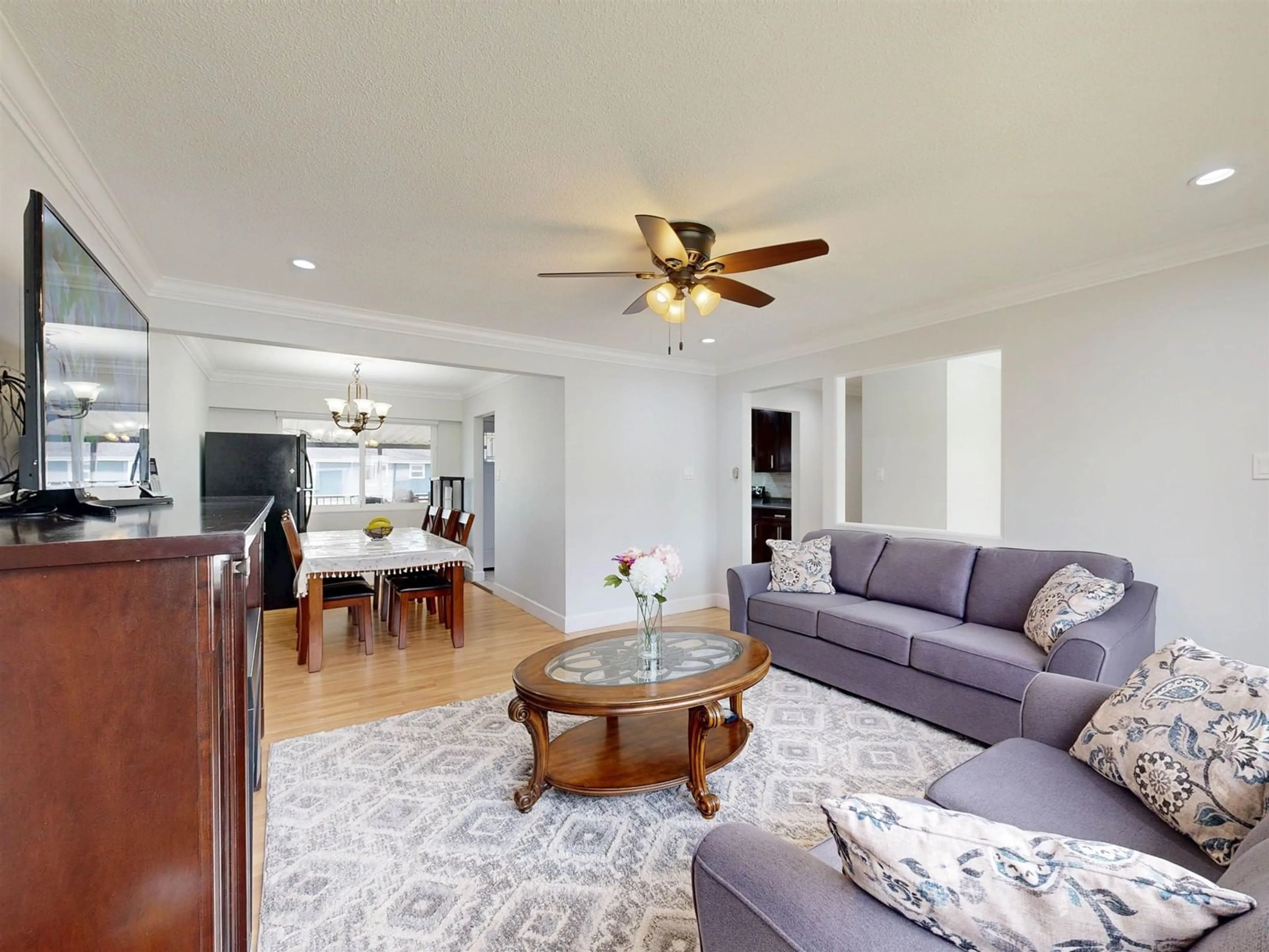 Living room with furniture, unknown for 7803 110A, Delta British Columbia V4C4K5