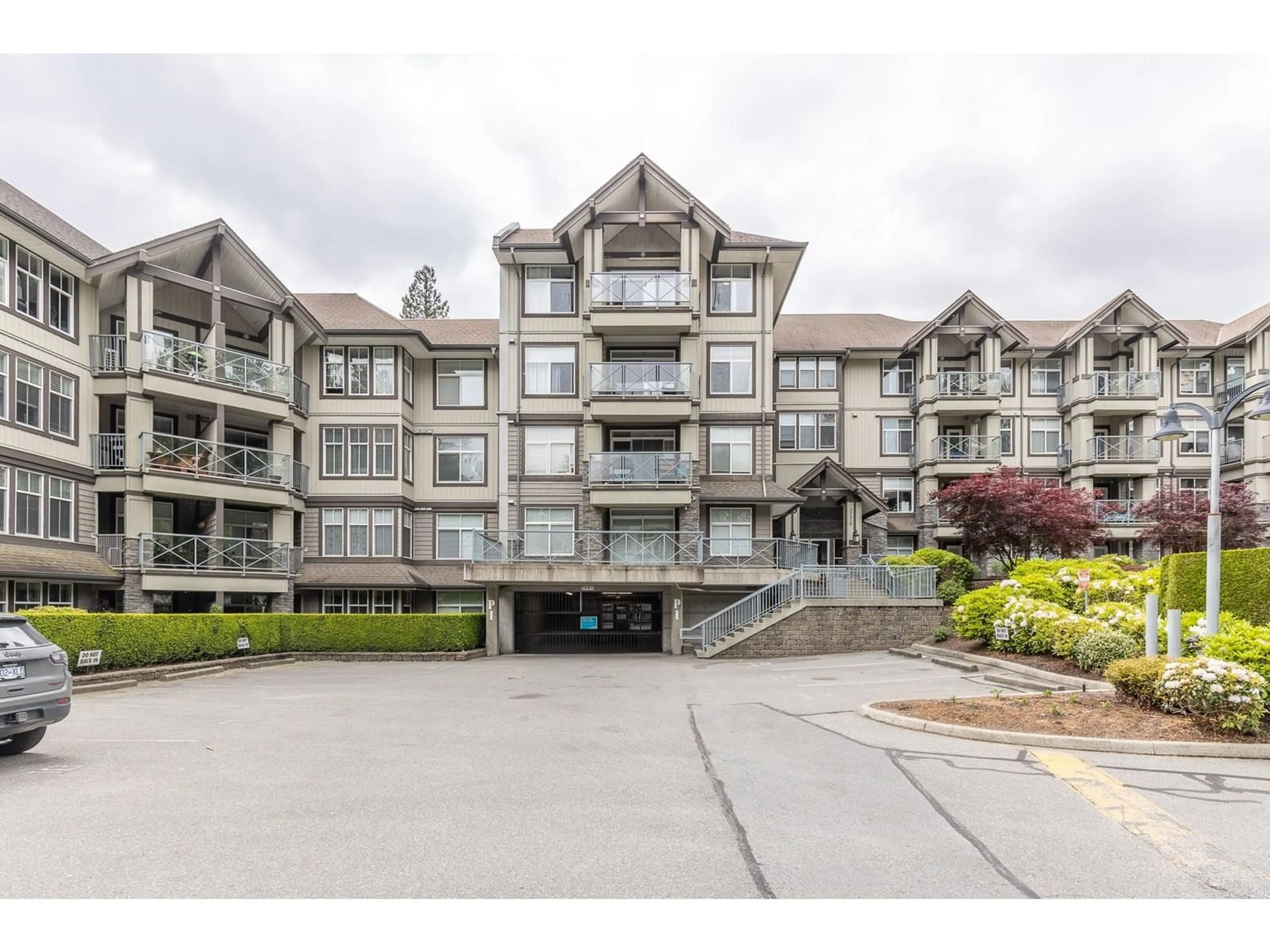 Unknown for 313 - 33318 E. BOURQUIN, Abbotsford British Columbia V2S0A6