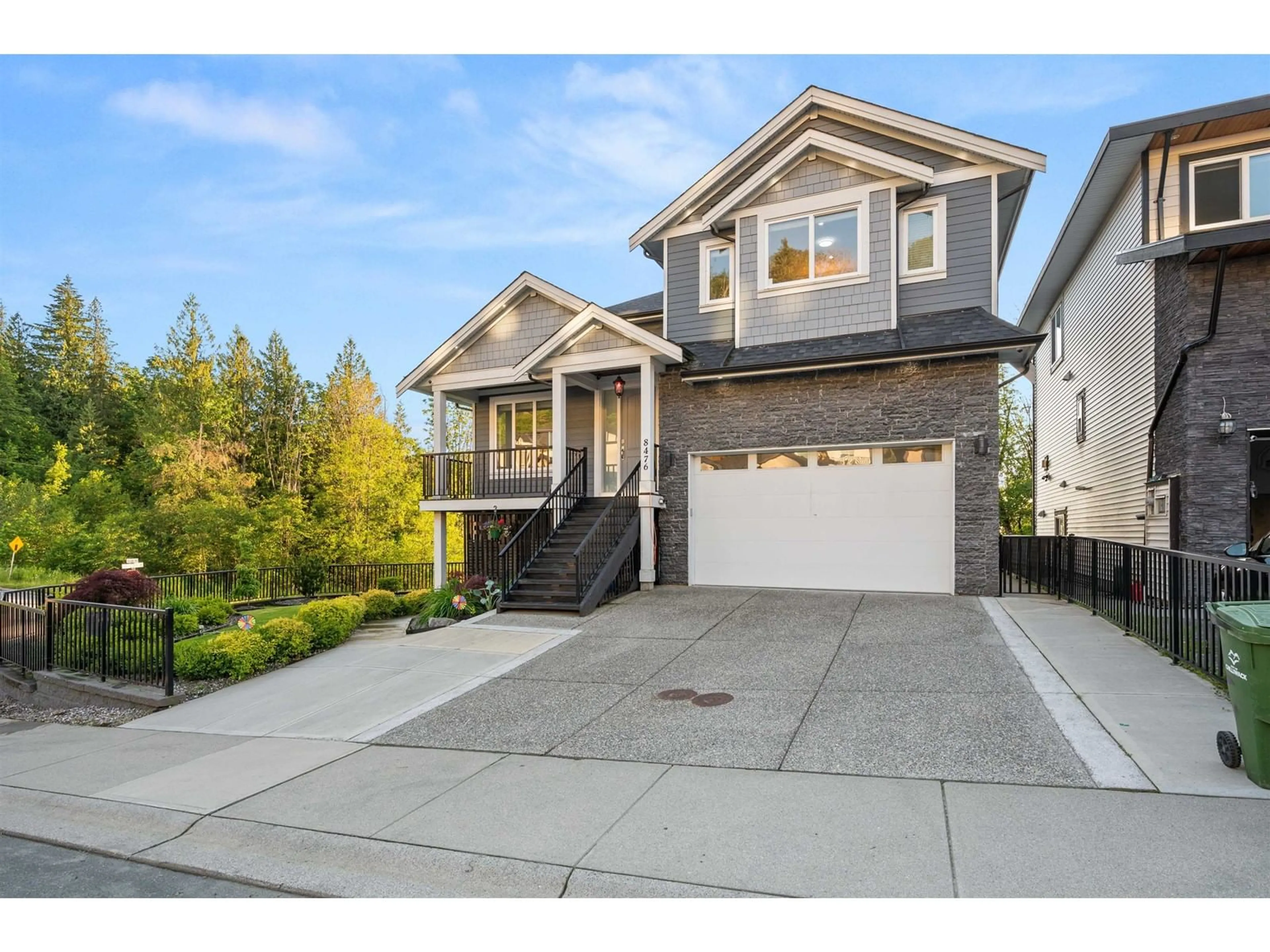 Home with vinyl exterior material, street for 8476 FOREST GATE DRIVE, Chilliwack British Columbia V4Z0C7
