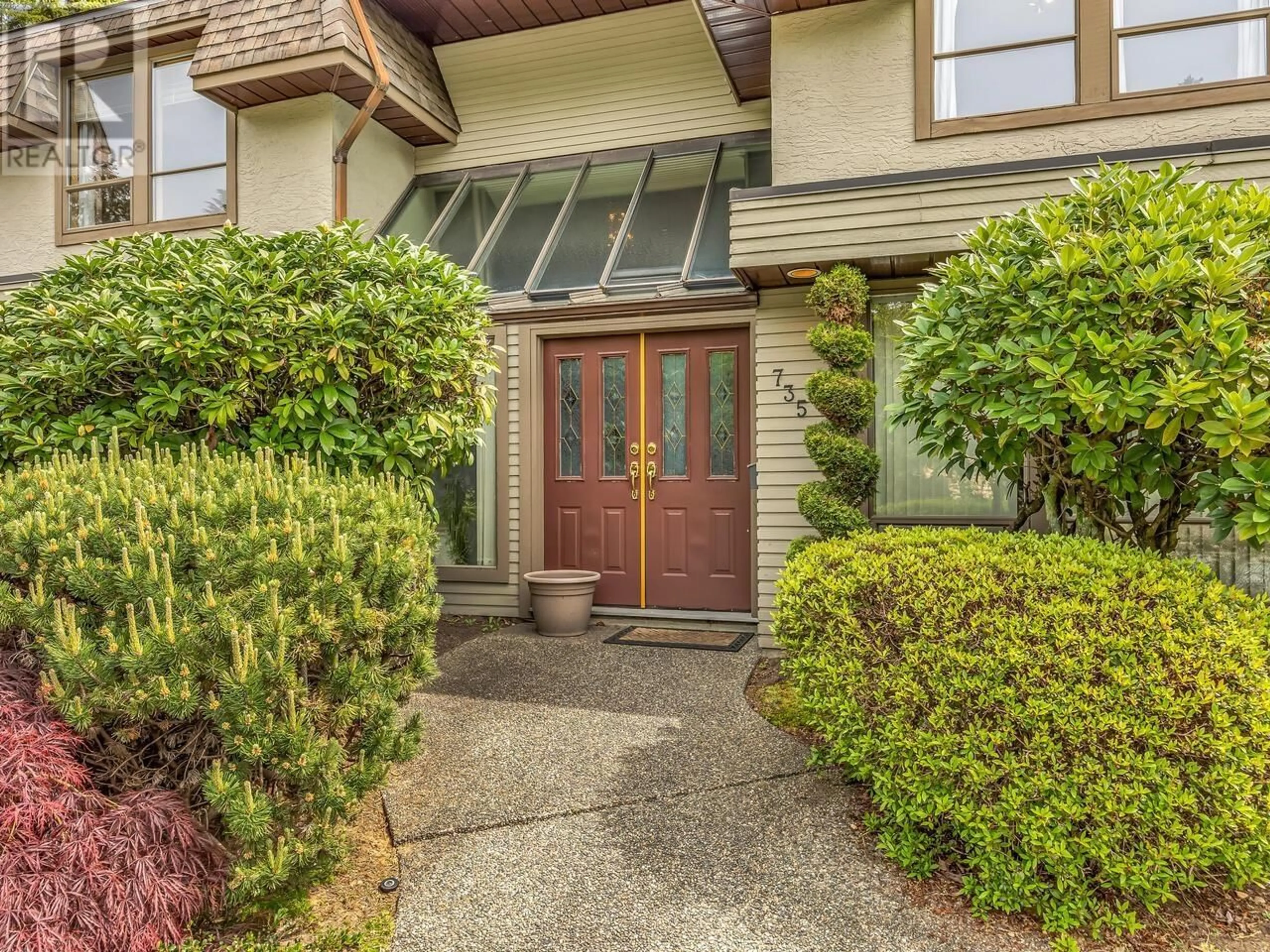 Indoor entryway for 735 SPRICE AVENUE, Coquitlam British Columbia V3J2P2