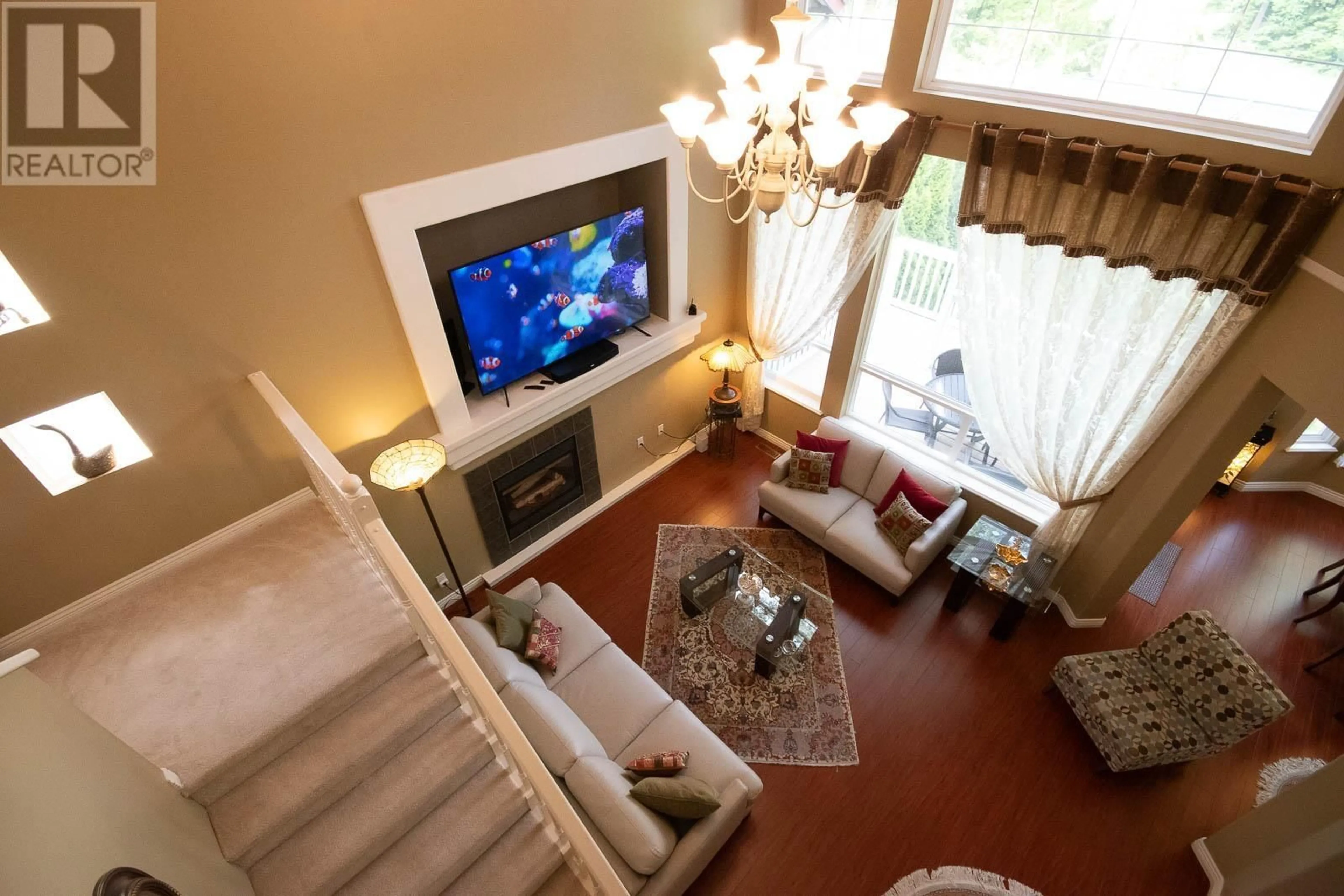 Living room with furniture, unknown for 3285 CHARTWELL, Coquitlam British Columbia V3E3M9