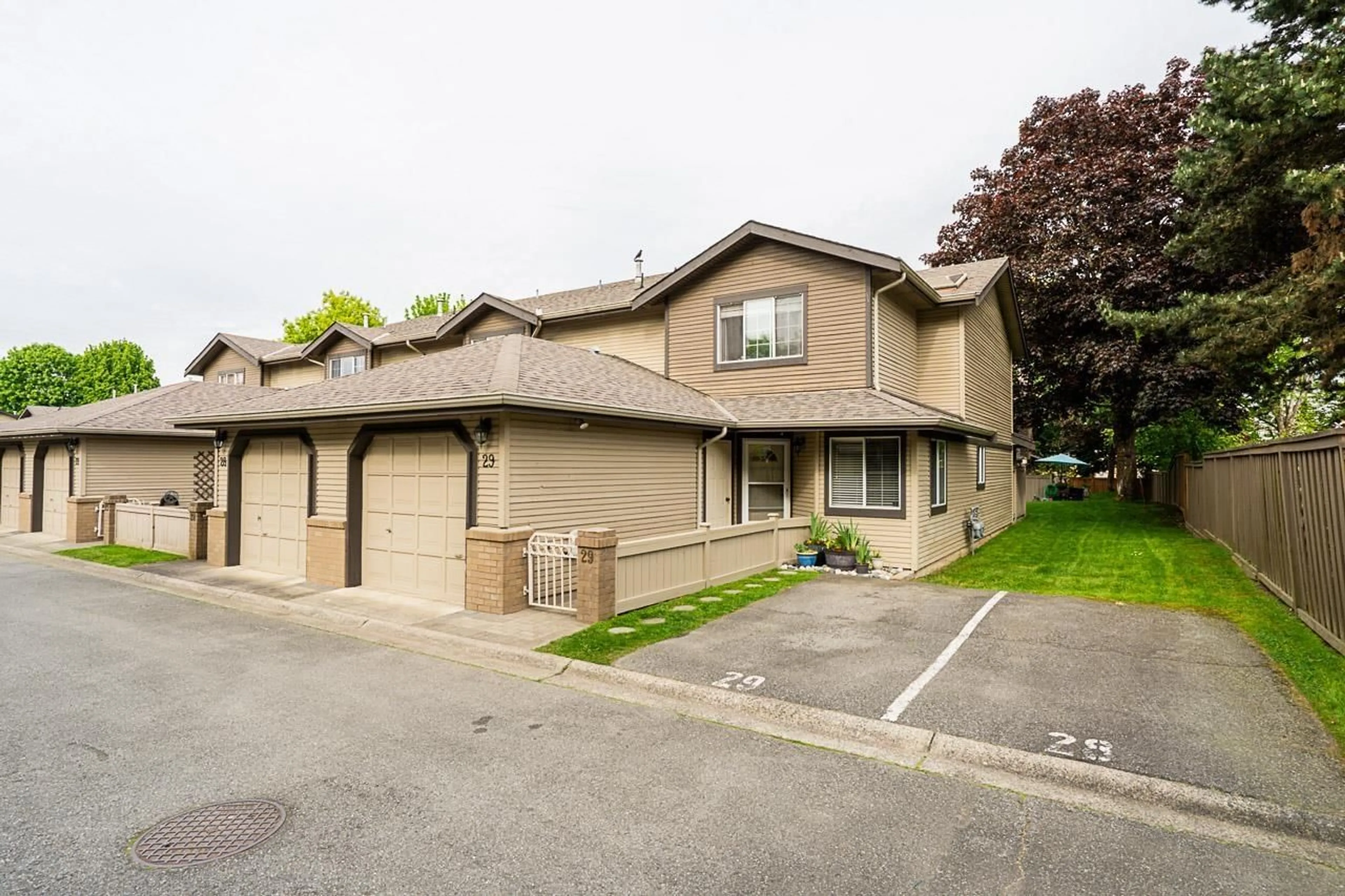 Unknown for 29 - 11880 82, Delta British Columbia V4C8C7