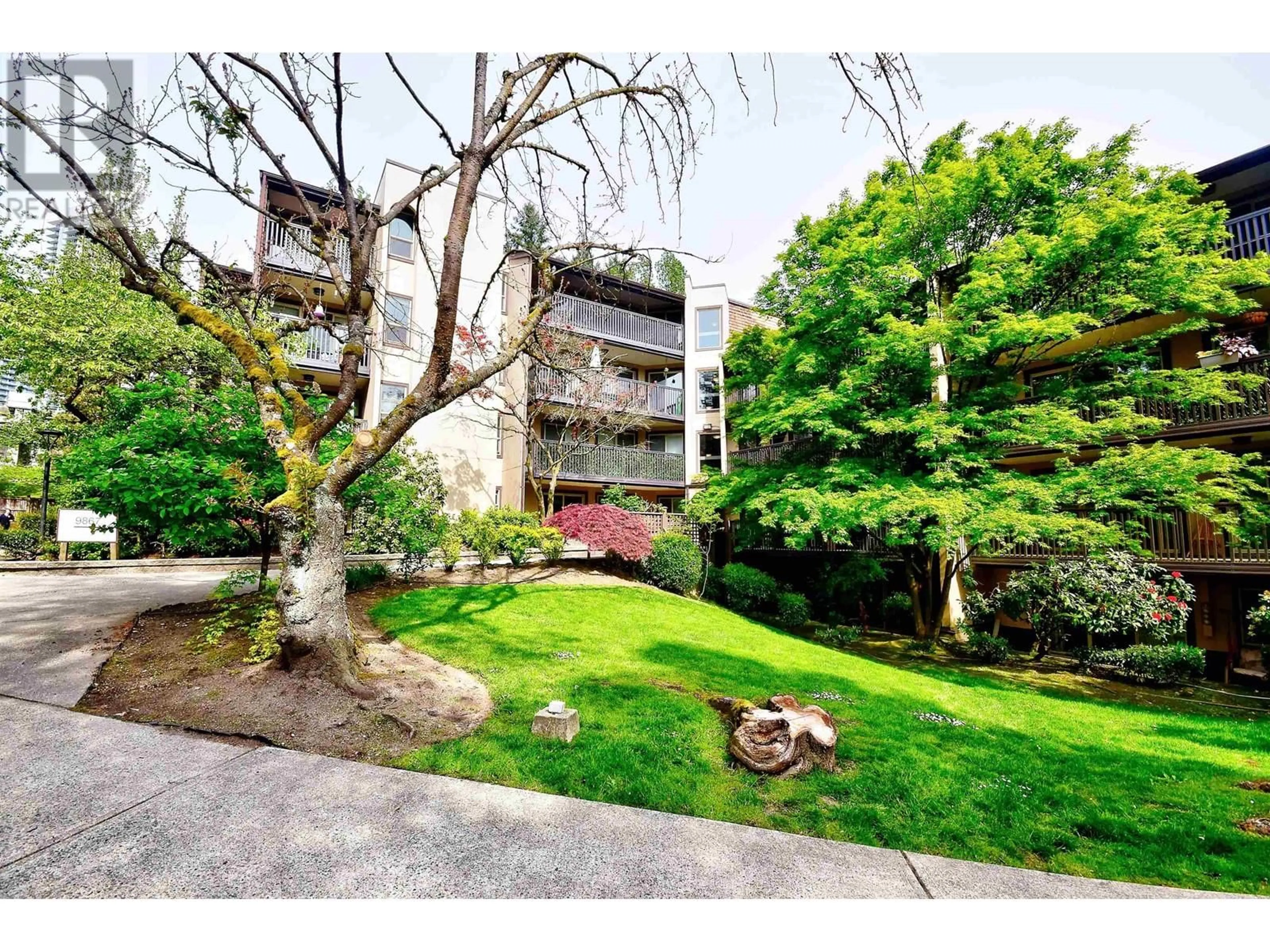 Patio, street for 416 - 9867 MANCHESTER DRIVE, Burnaby British Columbia V3N4P6