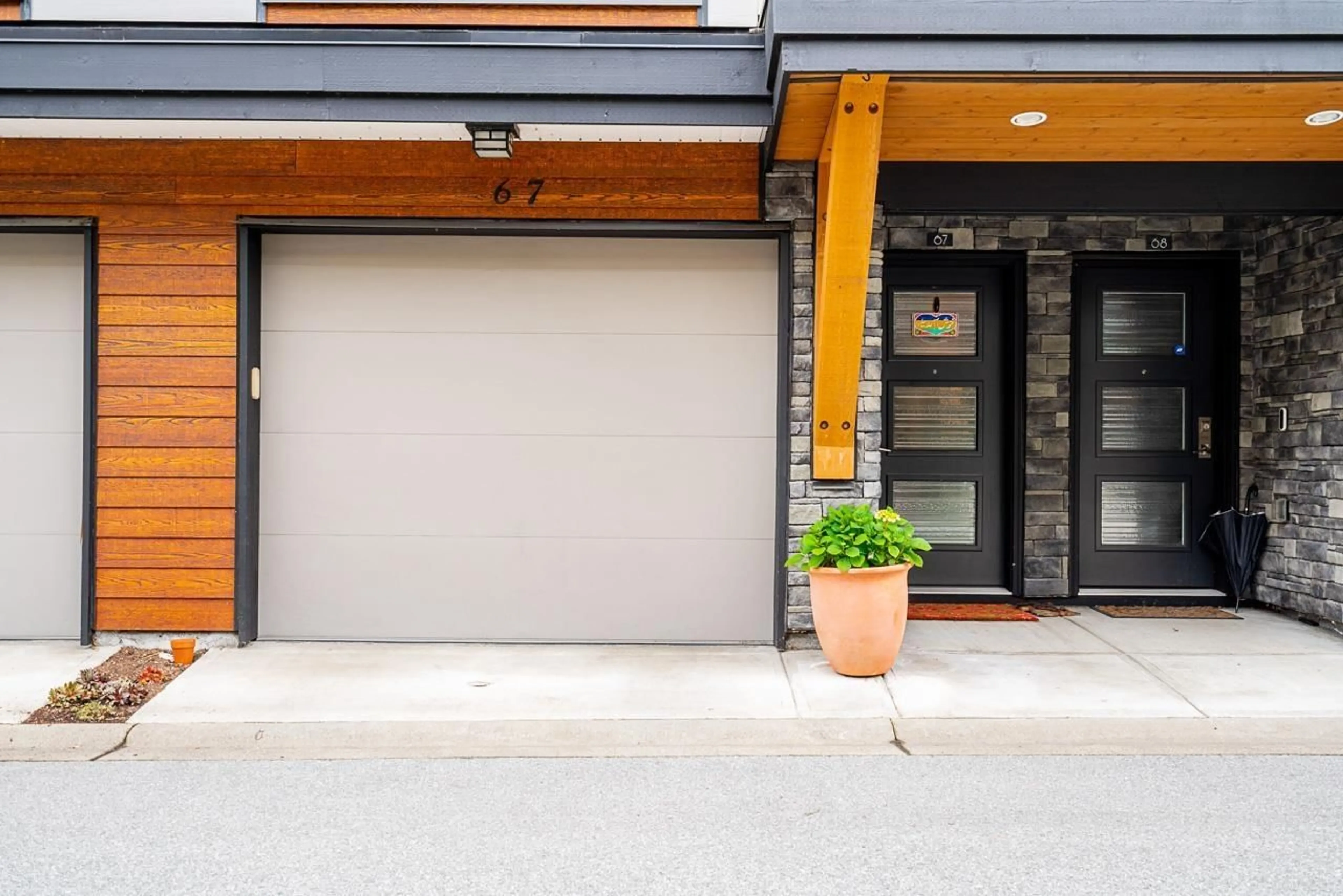 Home with brick exterior material, street for 67 - 16488 64, Surrey British Columbia V3S6X6