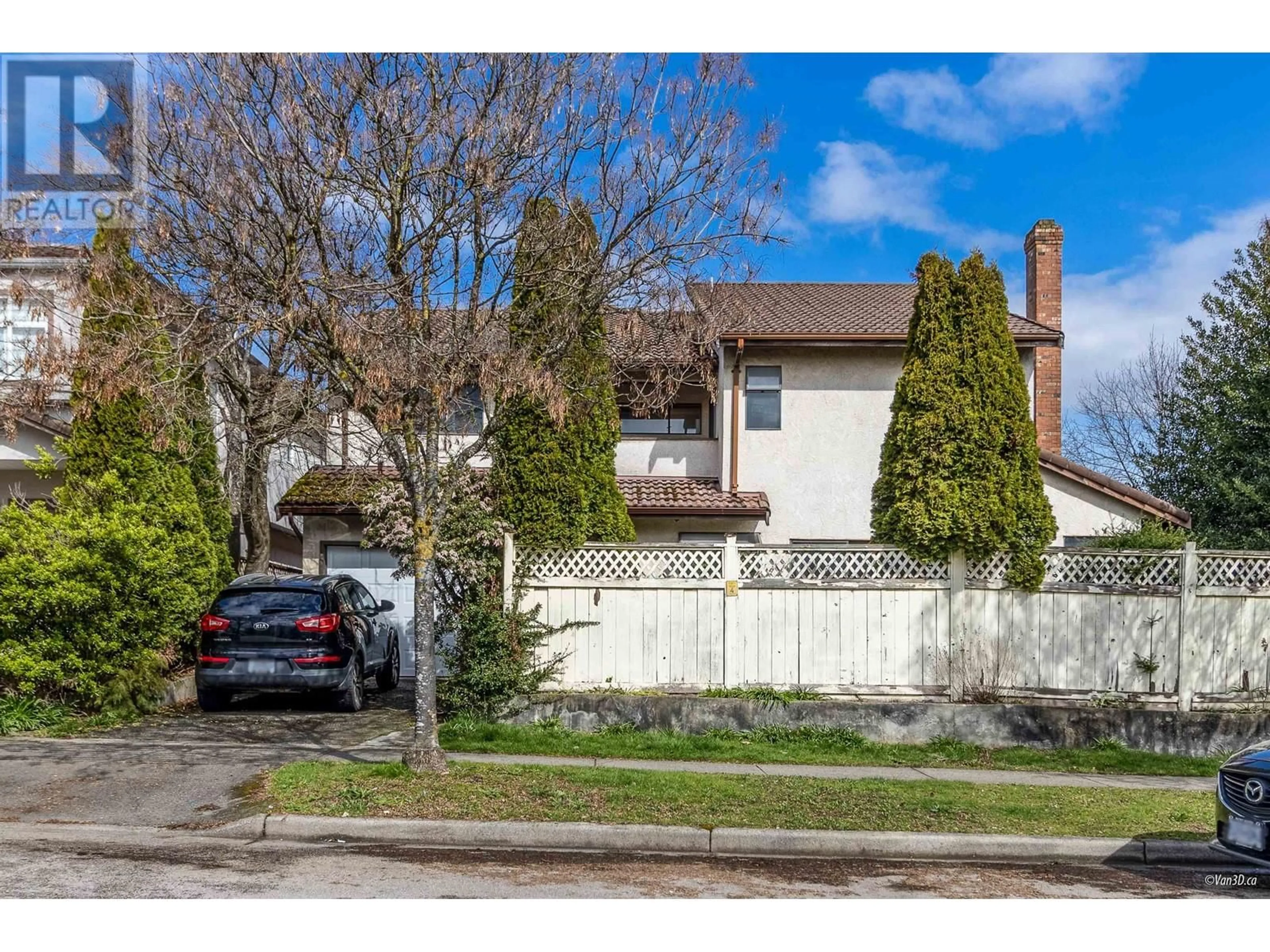 A pic from outside/outdoor area/front of a property/back of a property/a pic from drone, street for 1215 67TH AVENUE, Vancouver British Columbia V6P2T1
