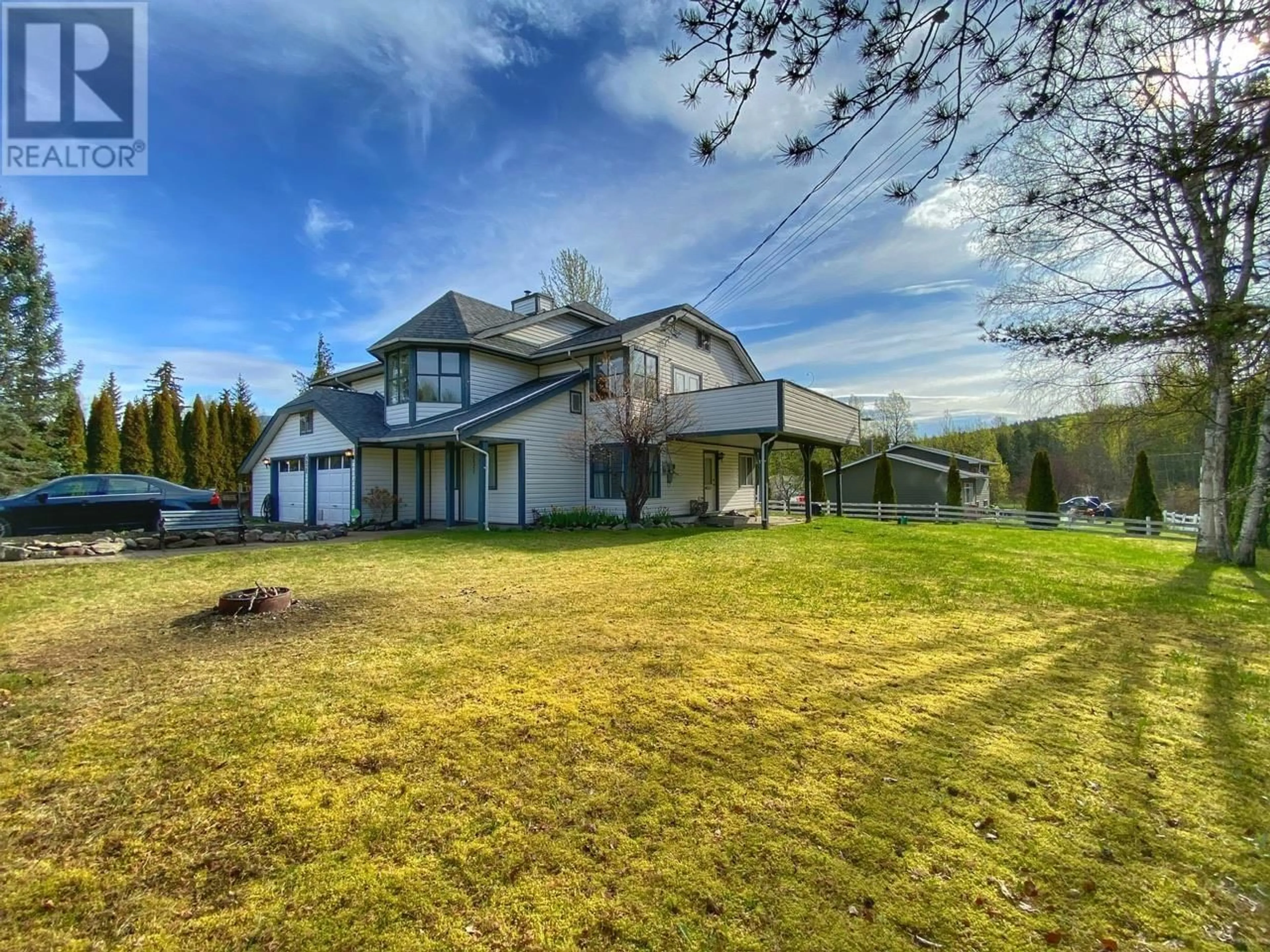 A pic from outside/outdoor area/front of a property/back of a property/a pic from drone, unknown for 3025 KELLY STREET, New Hazelton British Columbia V0J2J0