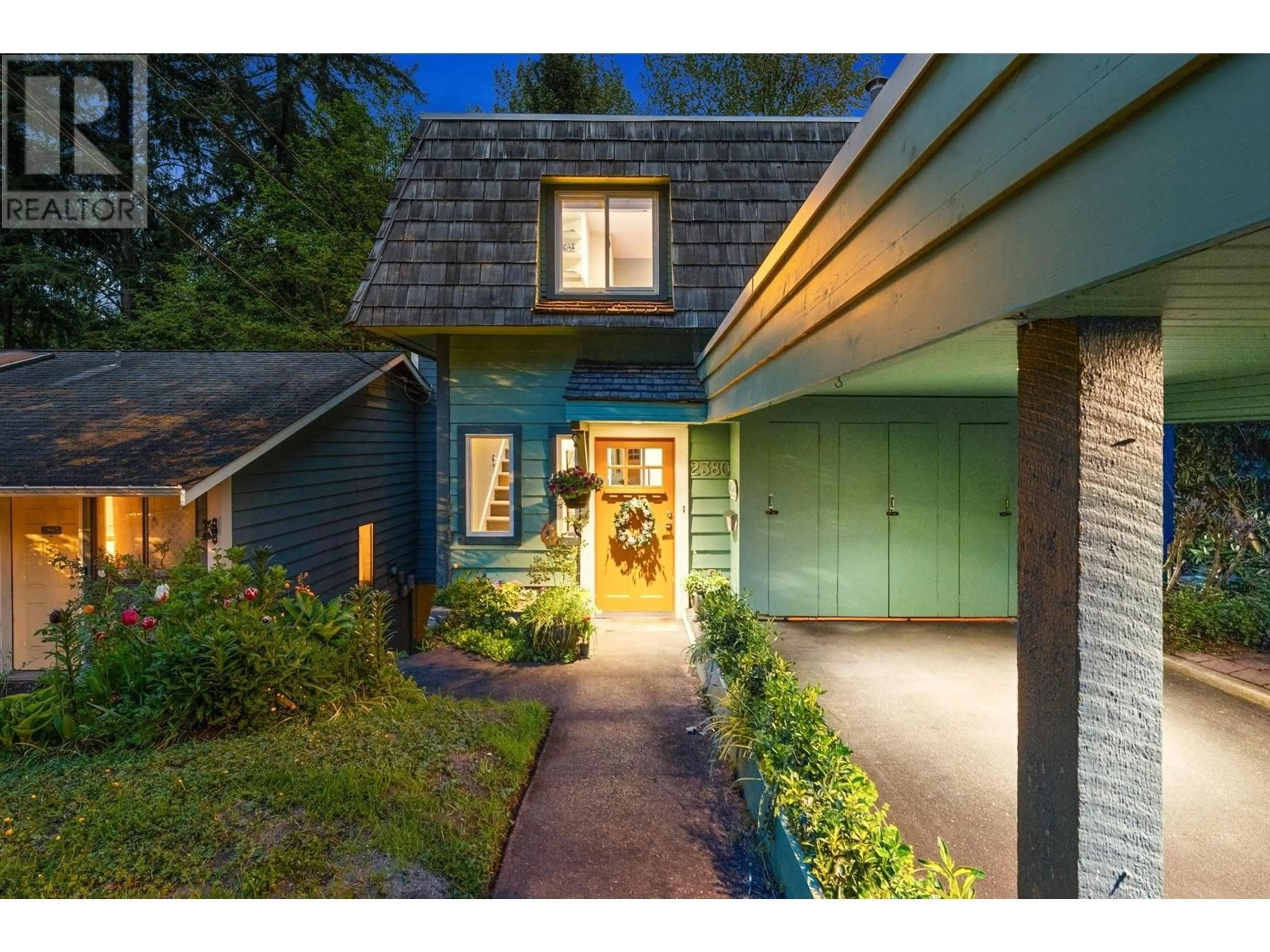 Unknown for 2380 MACKAY AVENUE, North Vancouver British Columbia V7P2M9