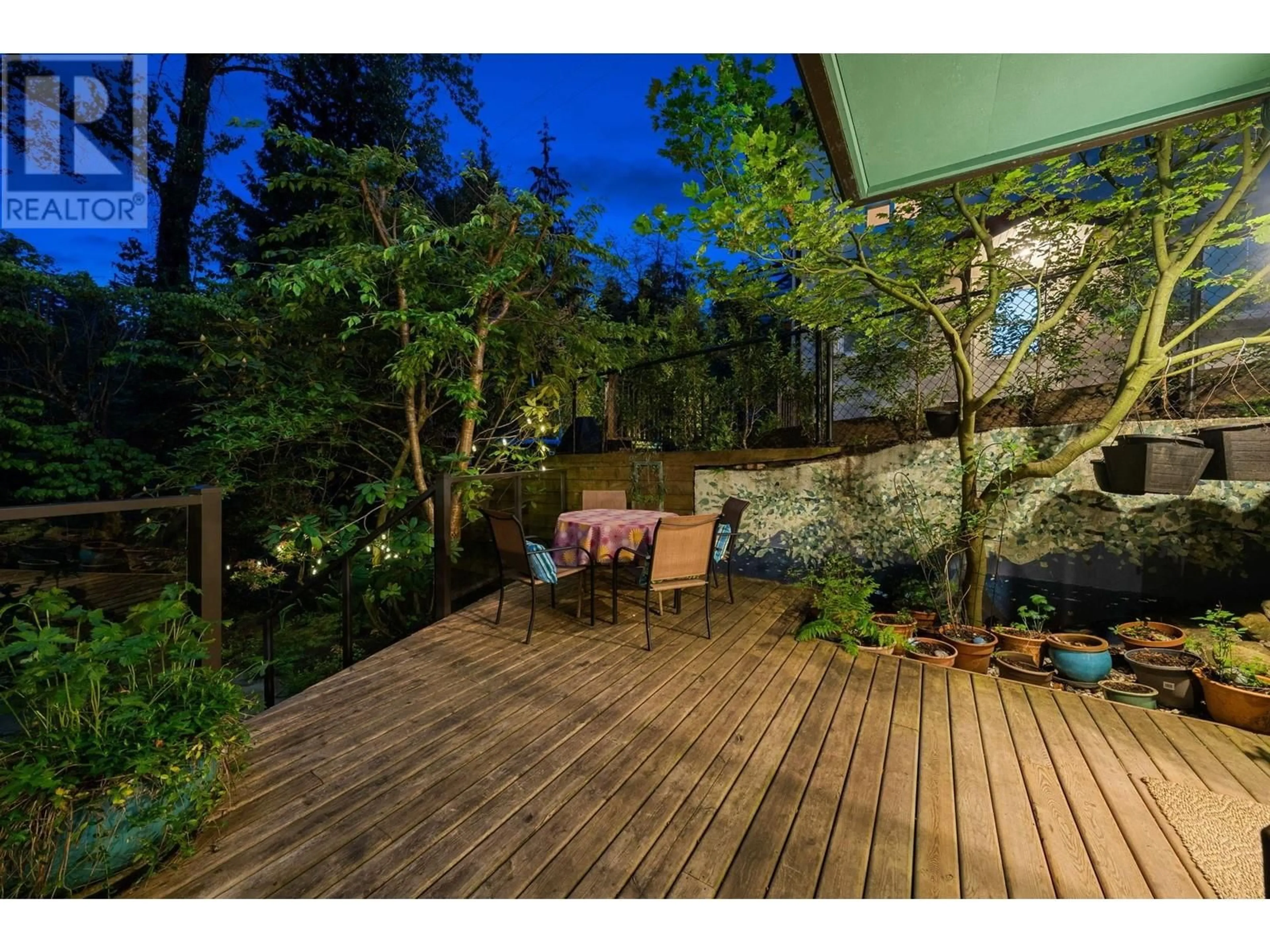 Patio, forest/trees view for 2380 MACKAY AVENUE, North Vancouver British Columbia V7P2M9