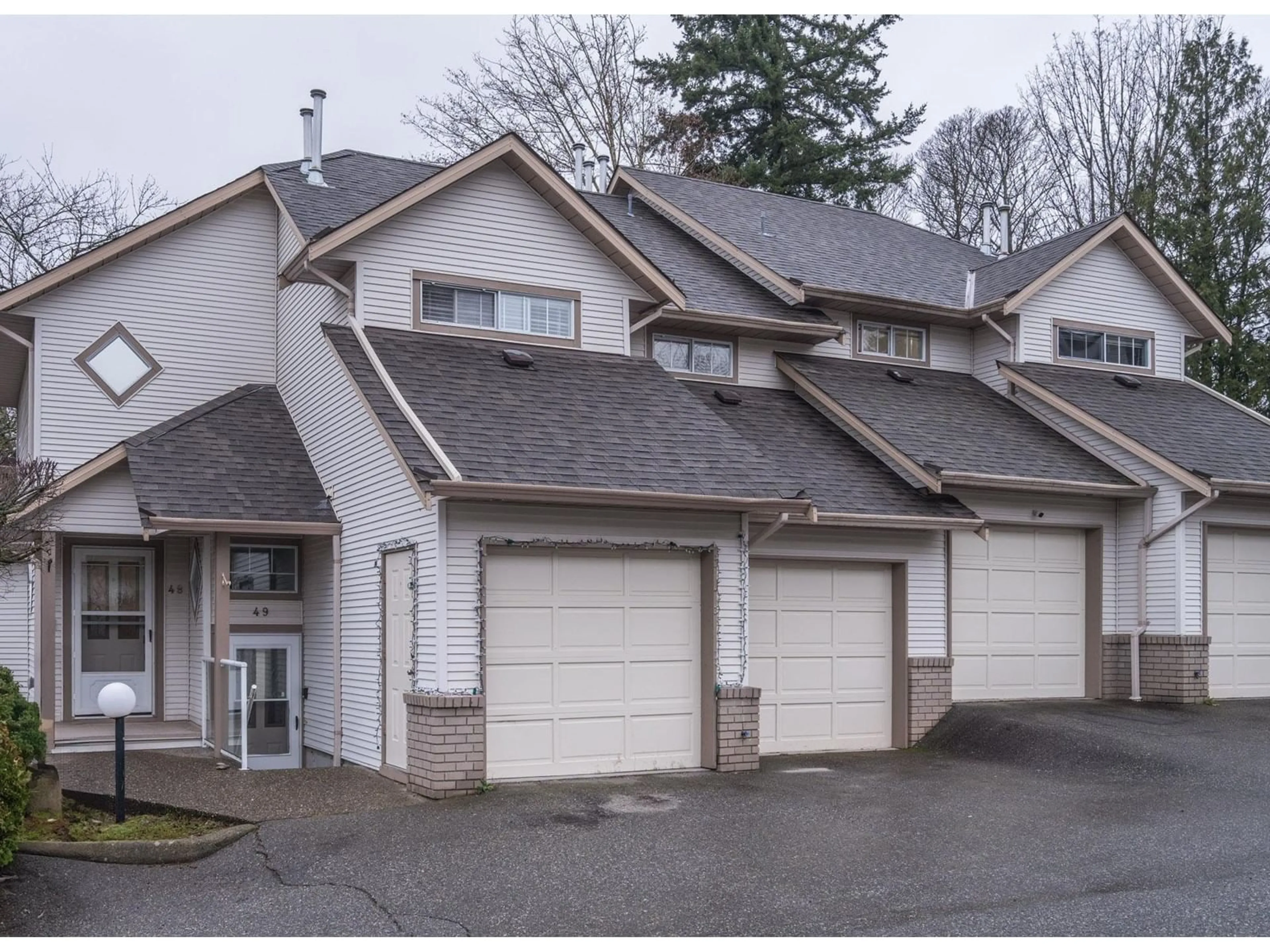 Indoor garage for 48 - 32361 MCRAE, Mission British Columbia V2V4X7