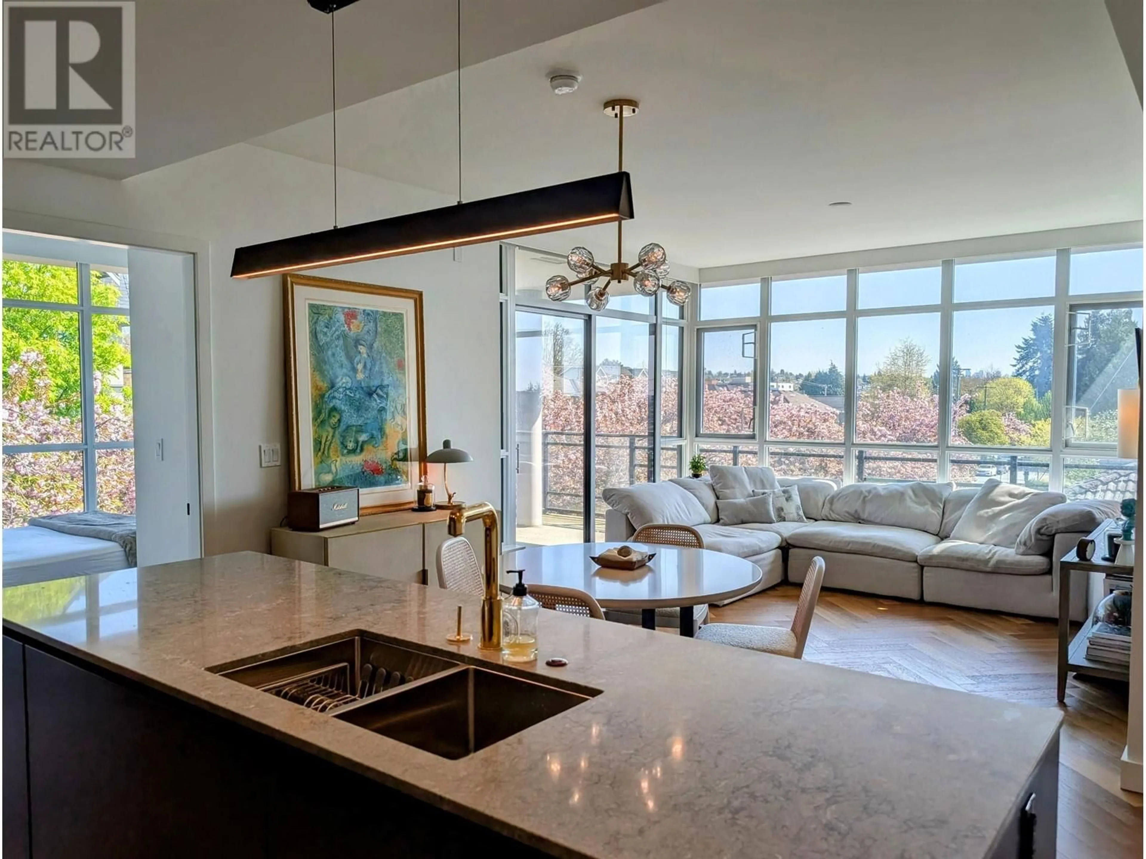Open concept kitchen, ceramic/tile floor for 302 - 458 63RD AVENUE, Vancouver British Columbia V5X2J4