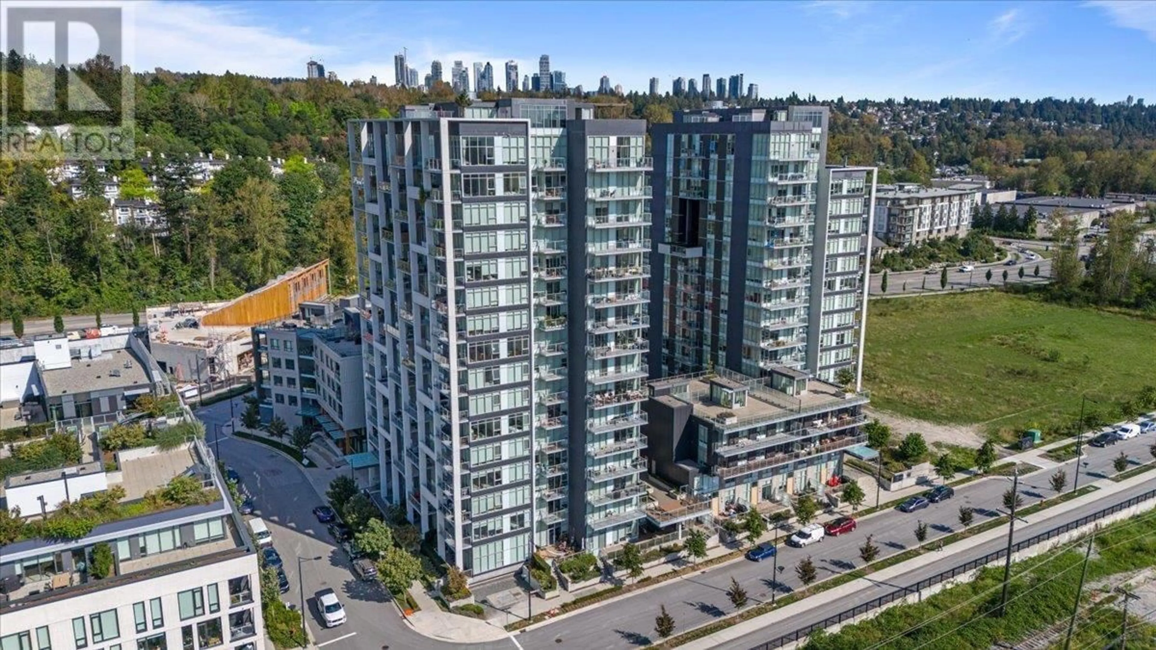A pic from outside/outdoor area/front of a property/back of a property/a pic from drone, building for 901 - 8570 RIVERGRASS DRIVE, Vancouver British Columbia V5S0H4