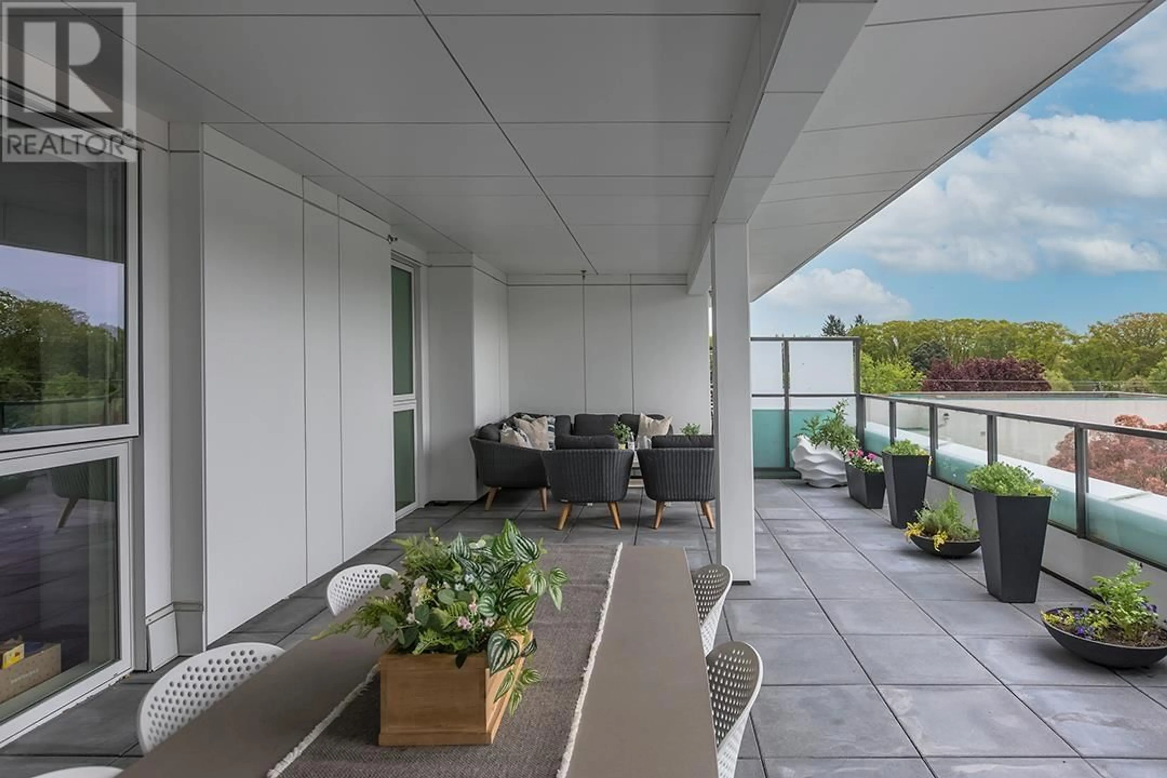 Patio, unknown for PH1 - 979 19TH AVENUE, Vancouver British Columbia V5V1K7