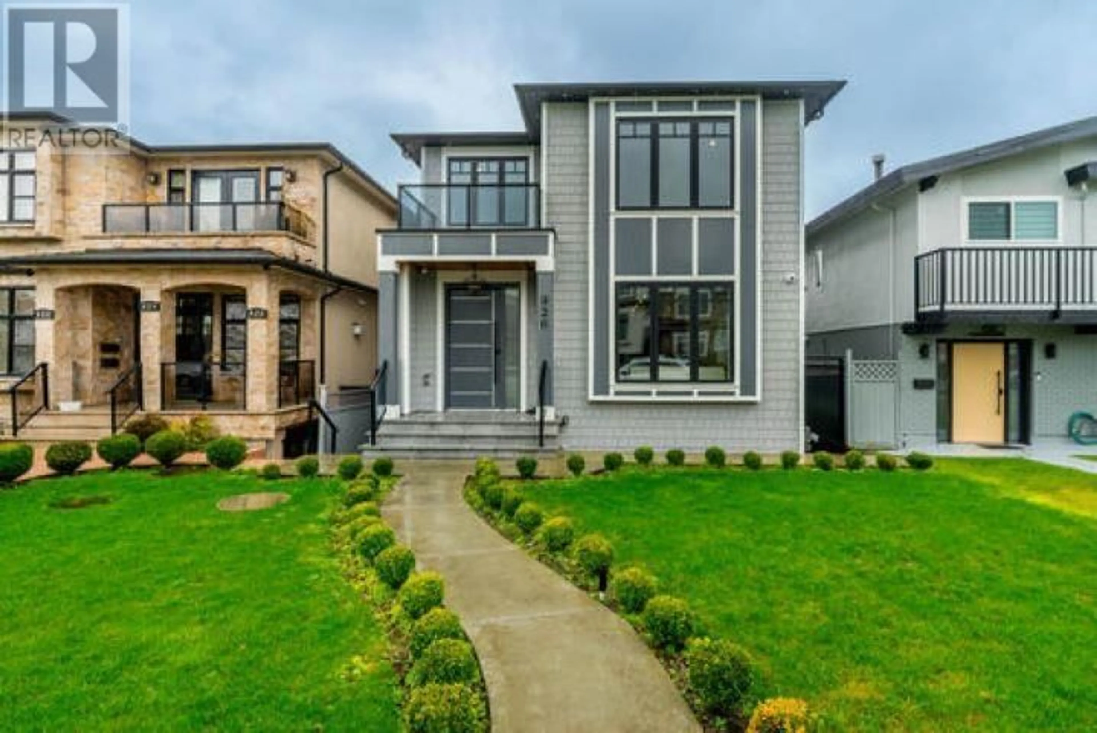 Home with brick exterior material, street for 926 58TH AVENUE, Vancouver British Columbia V5X1W5