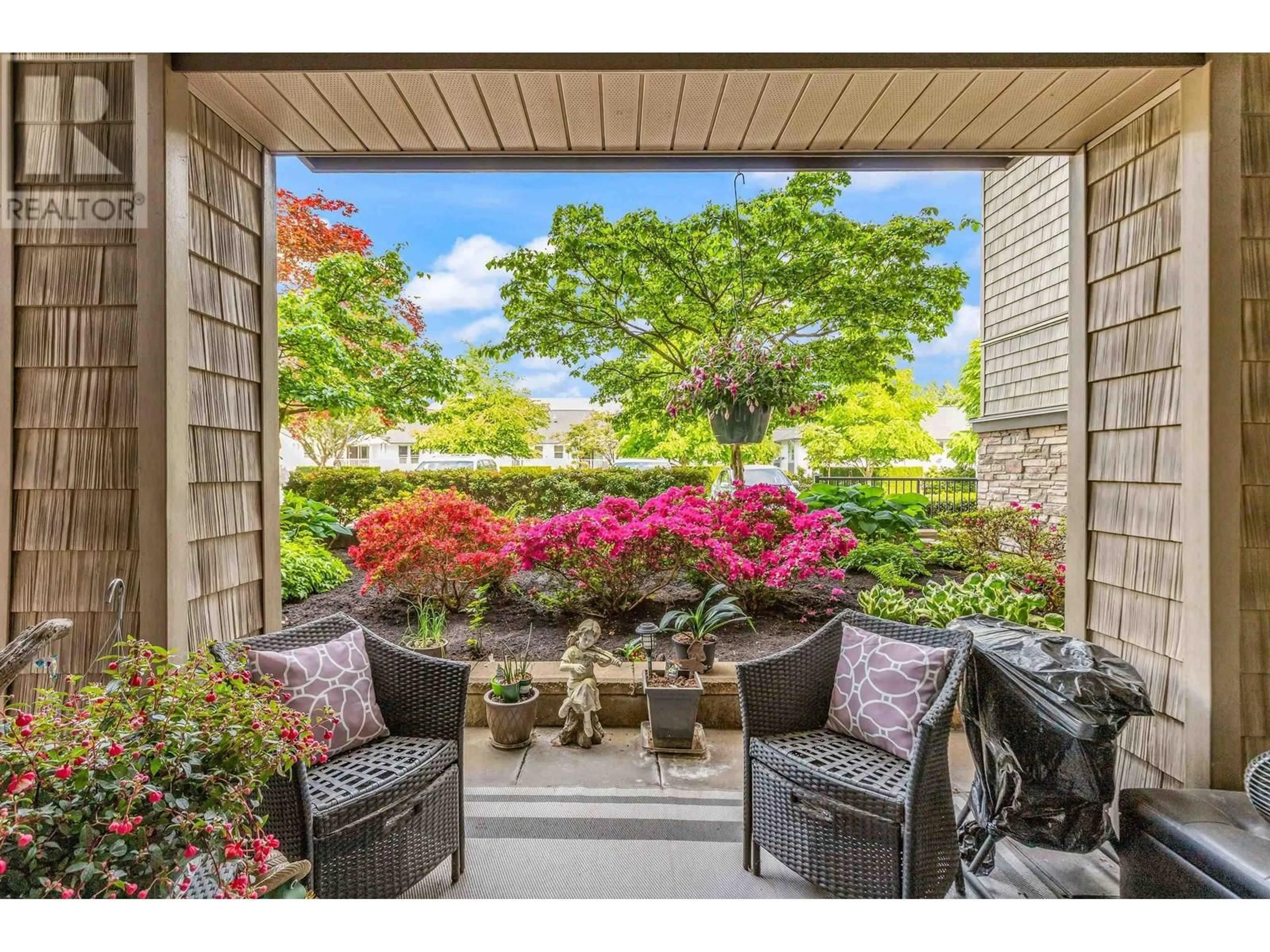 Patio, unknown for 127 - 12258 224 STREET, Maple Ridge British Columbia V2X8Y7