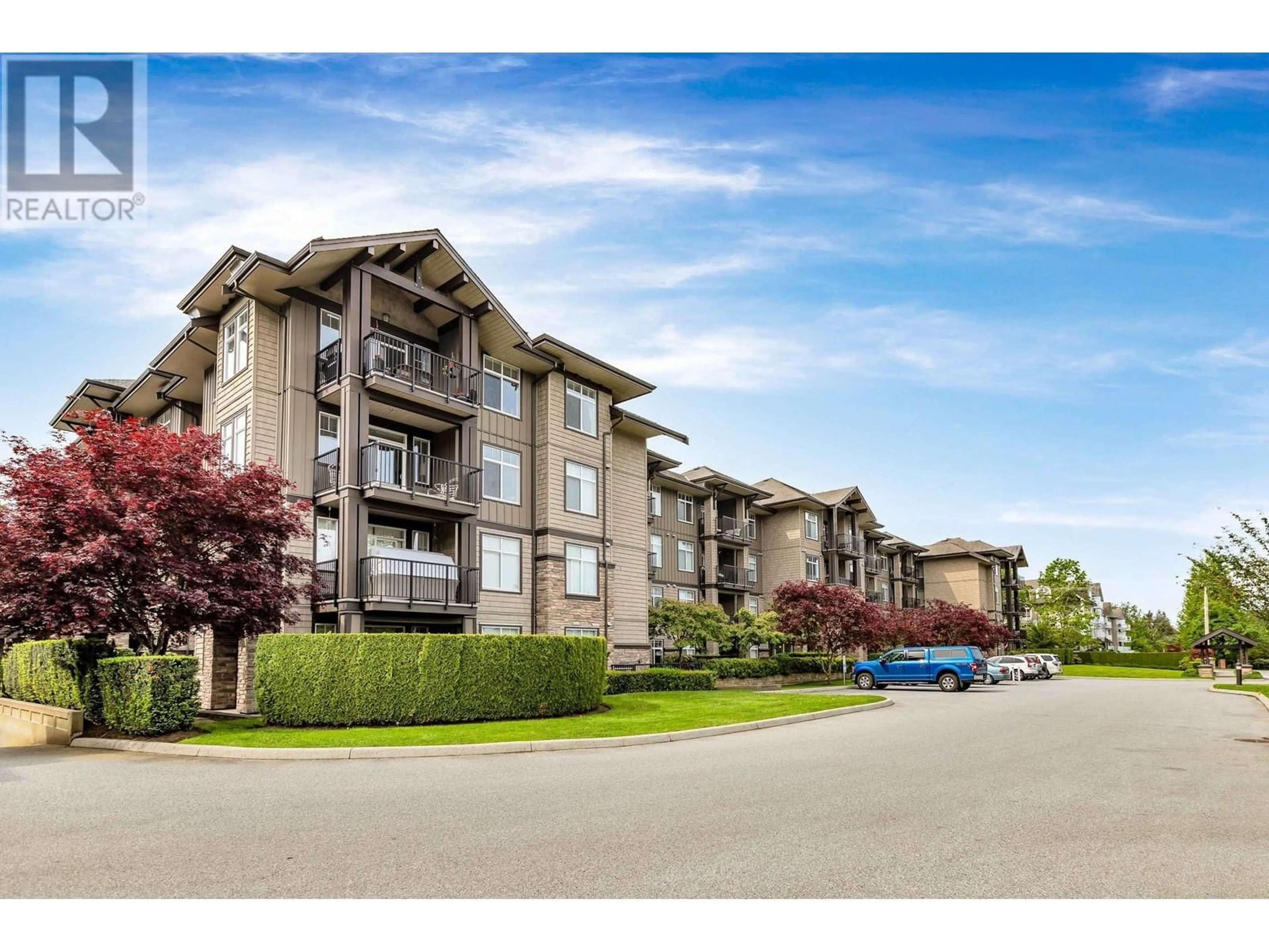 A pic from outside/outdoor area/front of a property/back of a property/a pic from drone, unknown for 127 - 12258 224 STREET, Maple Ridge British Columbia V2X8Y7