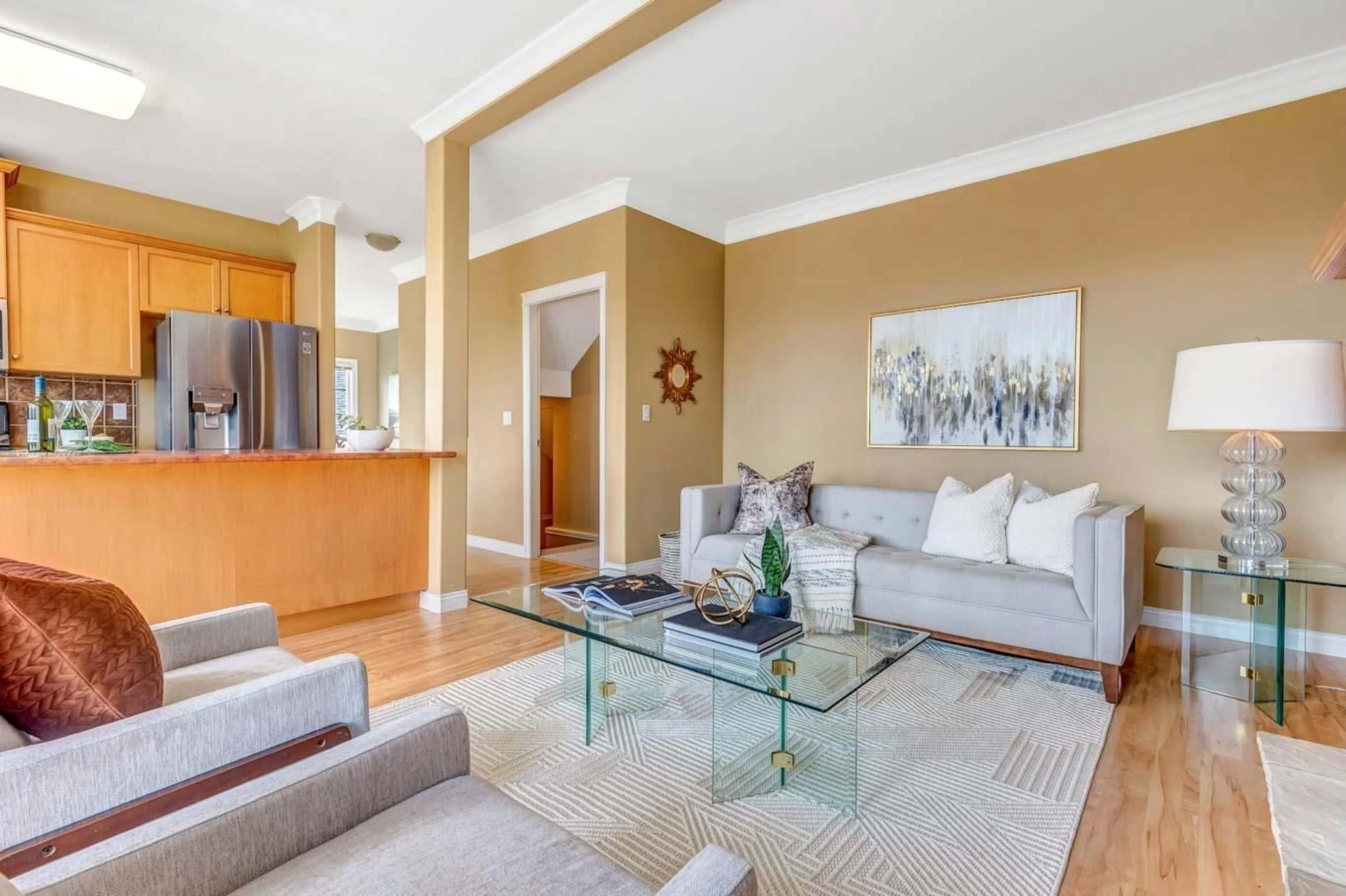 Living room with furniture, unknown for 4 - 2088 WINFIELD, Abbotsford British Columbia V3G3C3